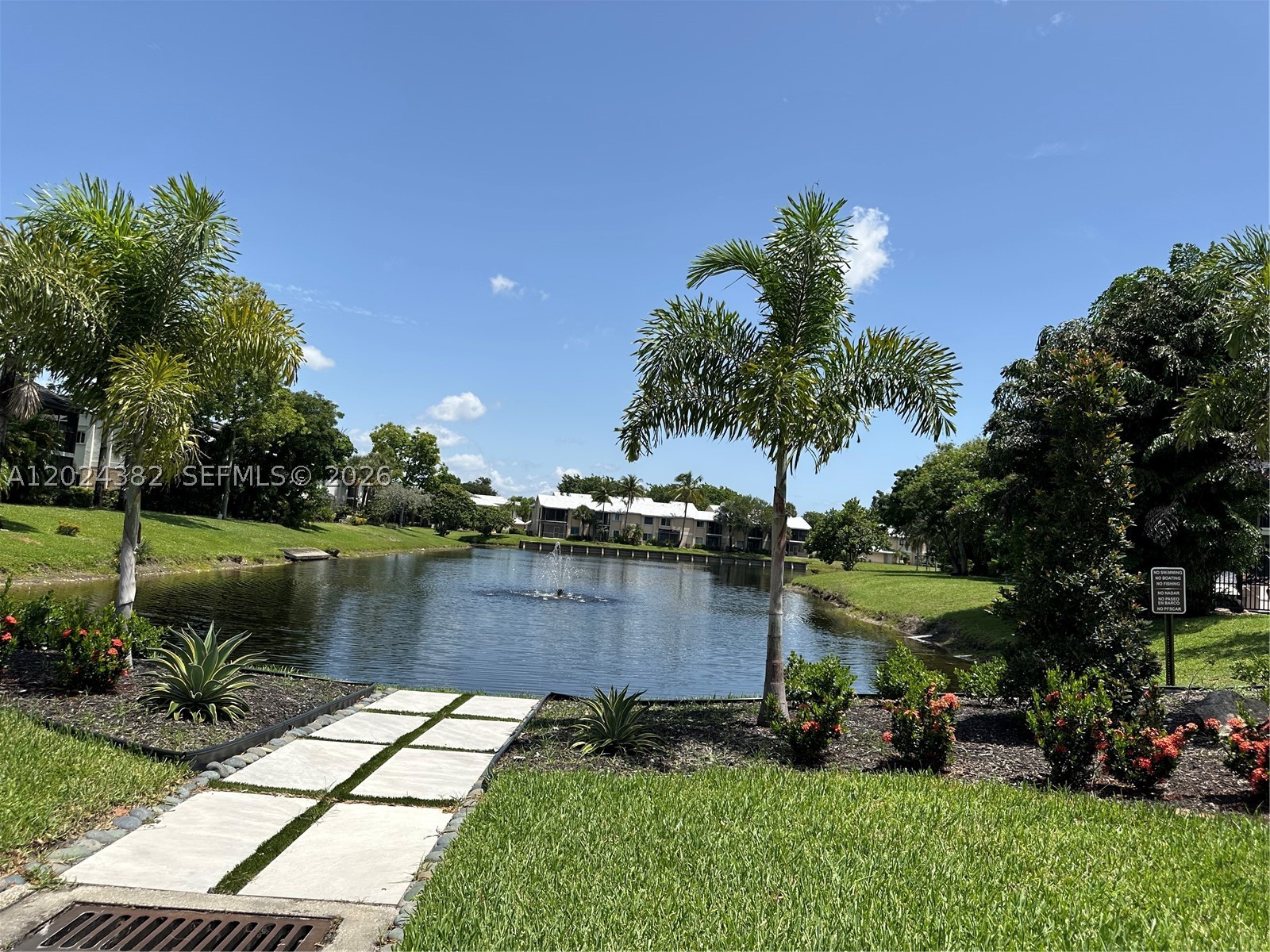 ISLES OF BOCA CONDOS ONE - Residential
