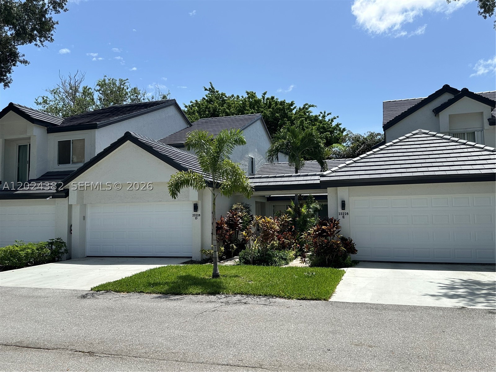 ISLES OF BOCA CONDOS ONE - Residential