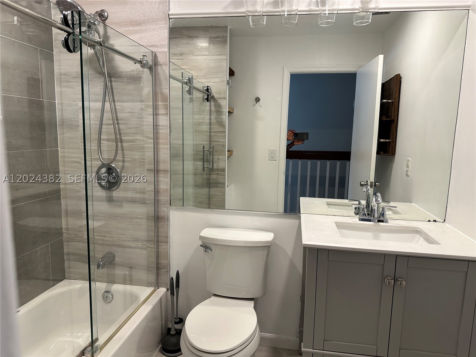 ISLES OF BOCA CONDOS ONE - Residential