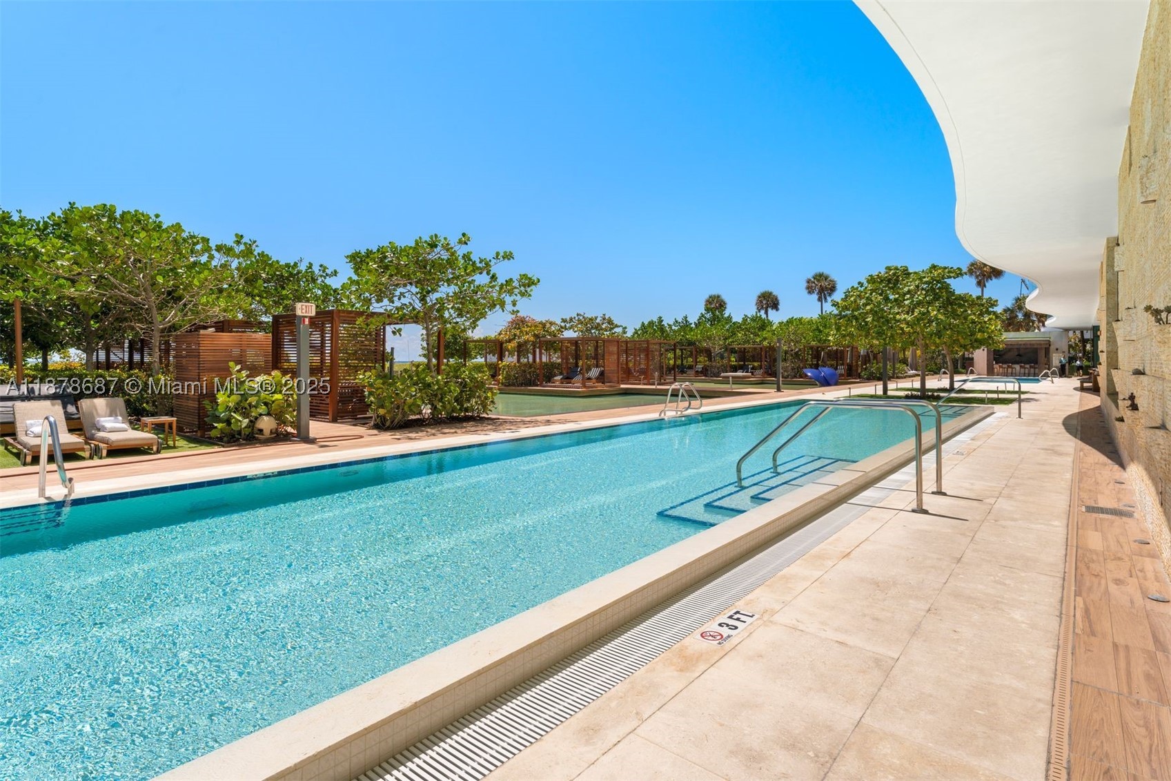 ALTOS DEL MAR NO. 5 - Residential