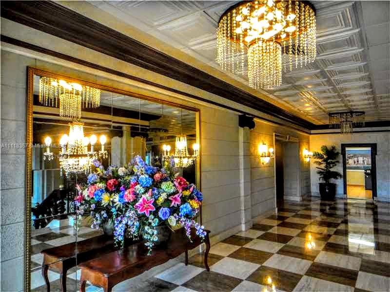 PARKER PLAZA ESTATES COND - Residential Lease