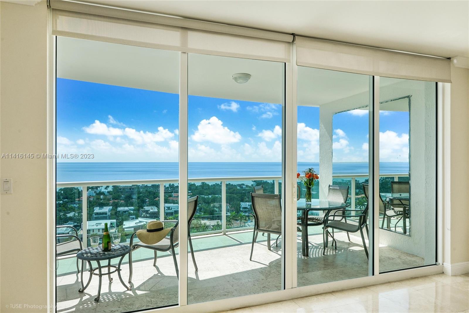 HAMPTONS SOUTH CONDO - Residential