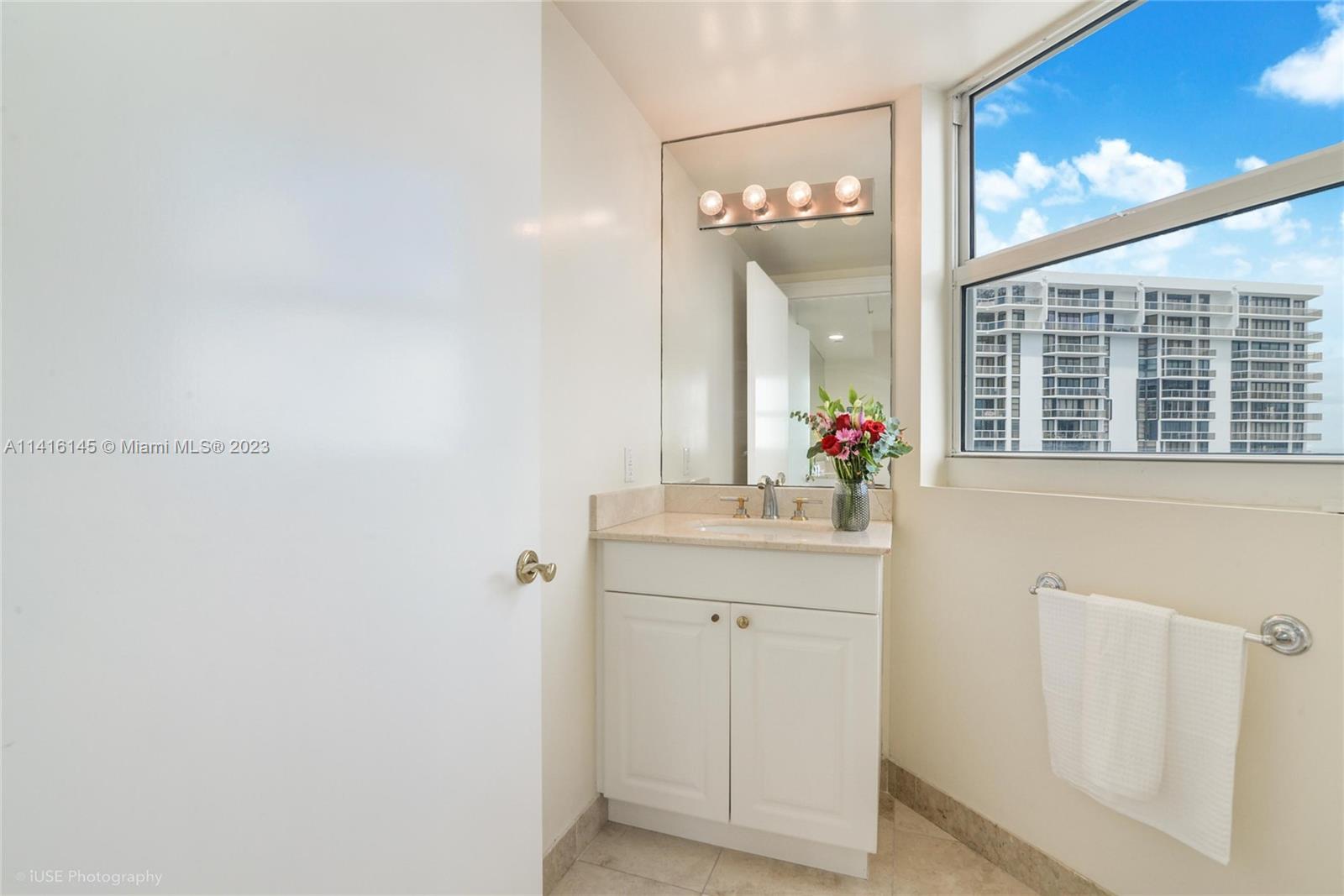 HAMPTONS SOUTH CONDO - Residential