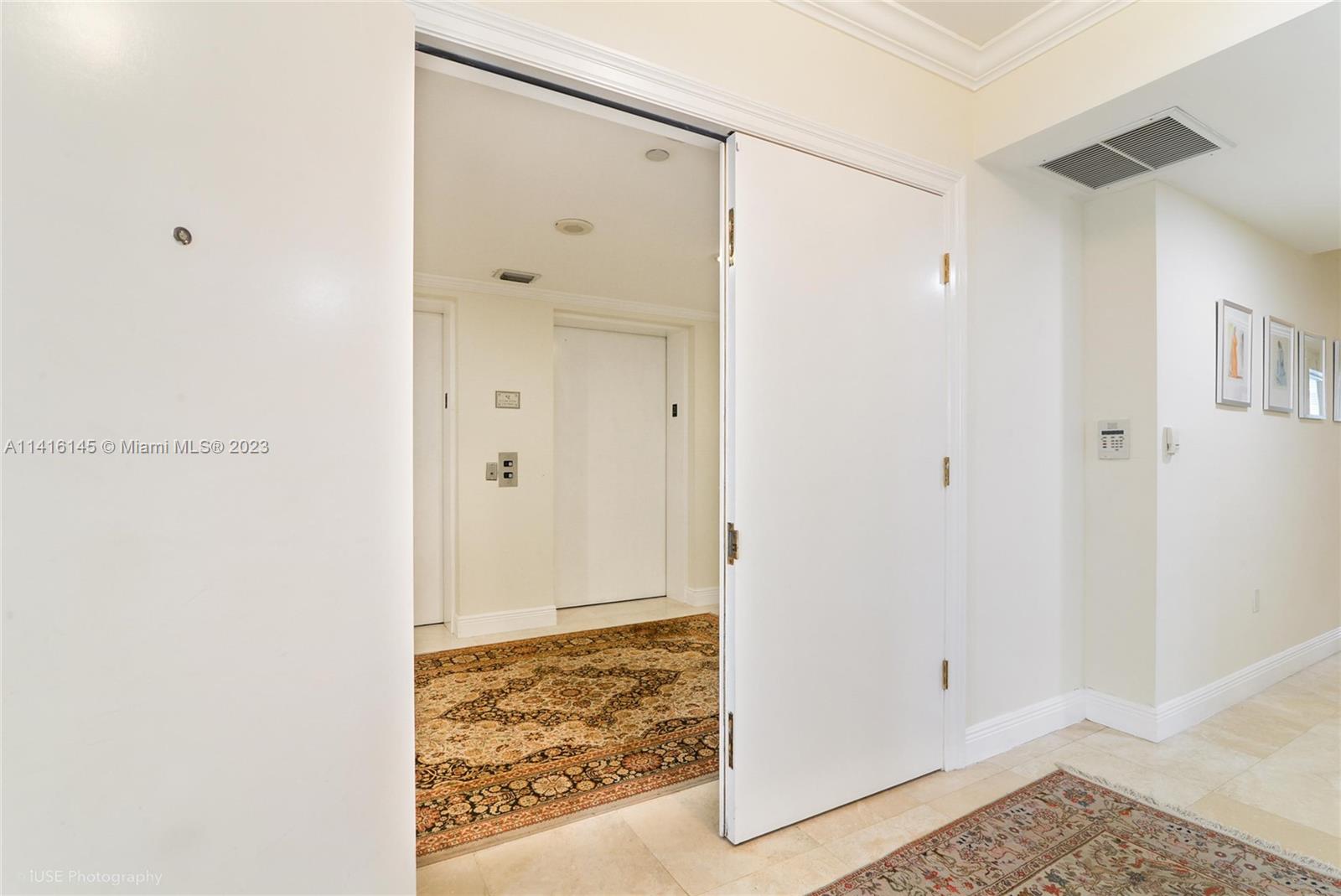 HAMPTONS SOUTH CONDO - Residential
