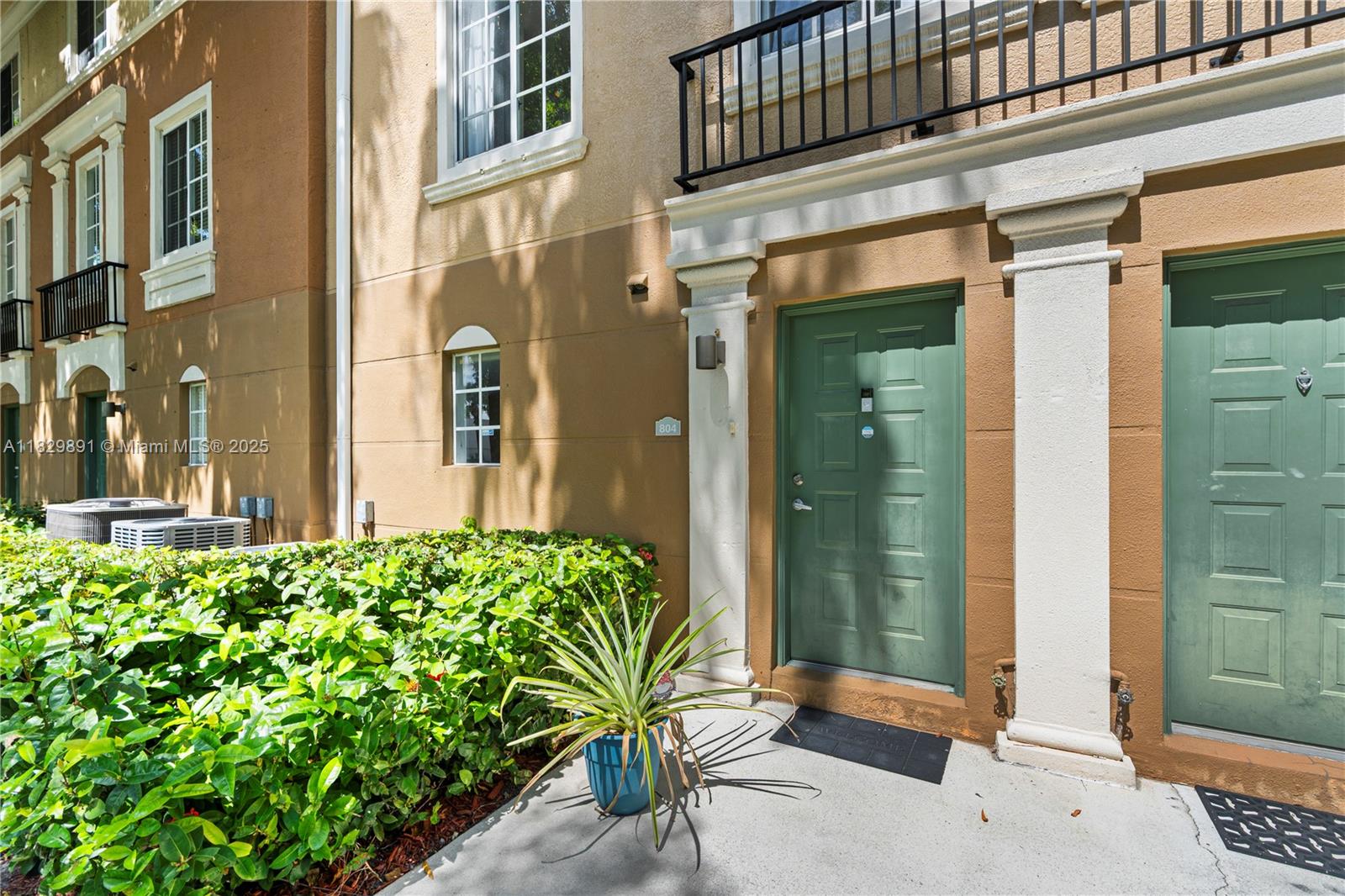 AVENTI AT AVENTURA CONDO - Residential