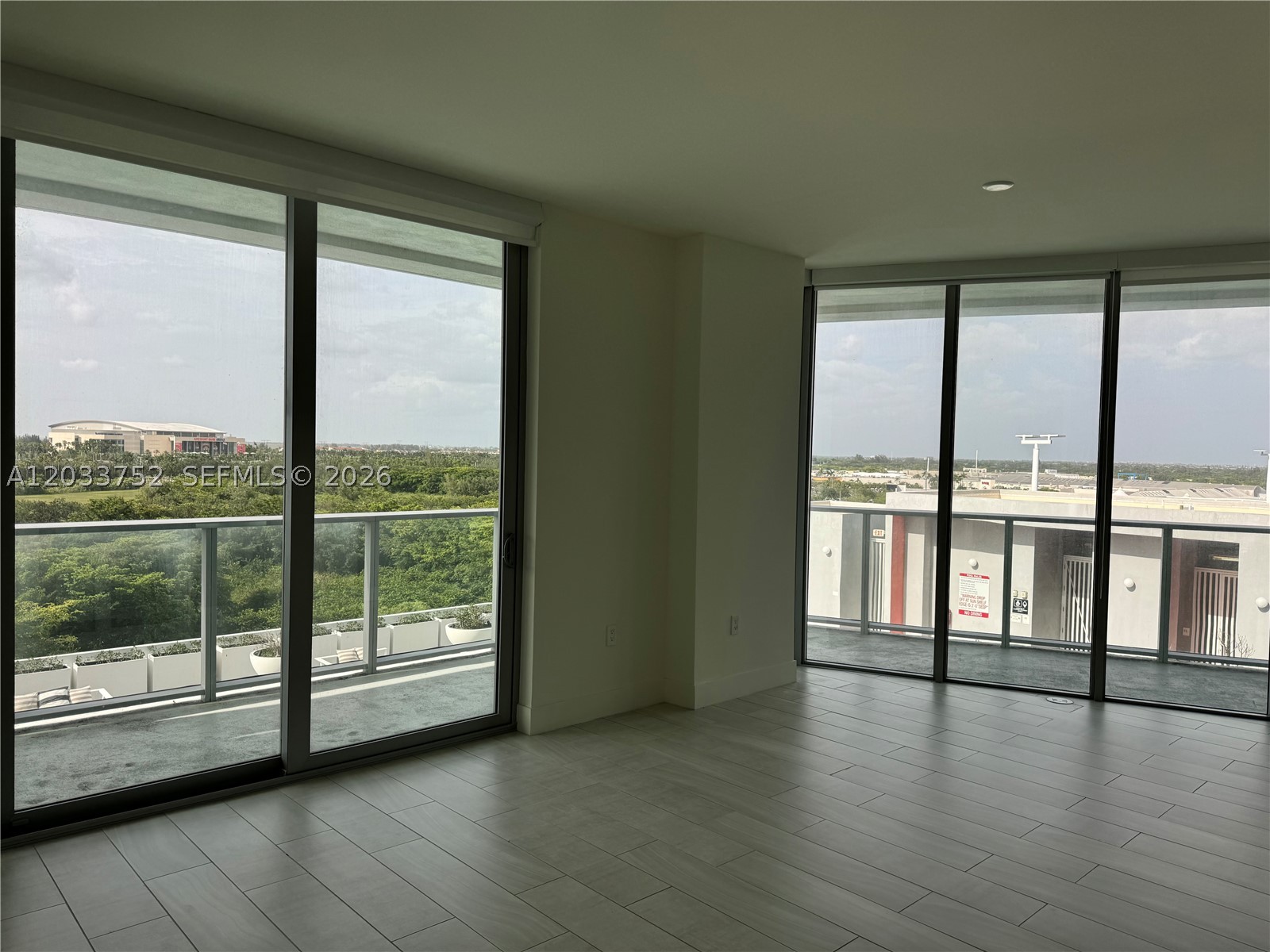 METROPICA NORTH TOWER ONE - Residential Lease