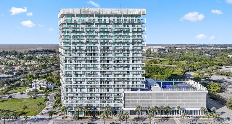 METROPICA NORTH TOWER ONE - Residential Lease