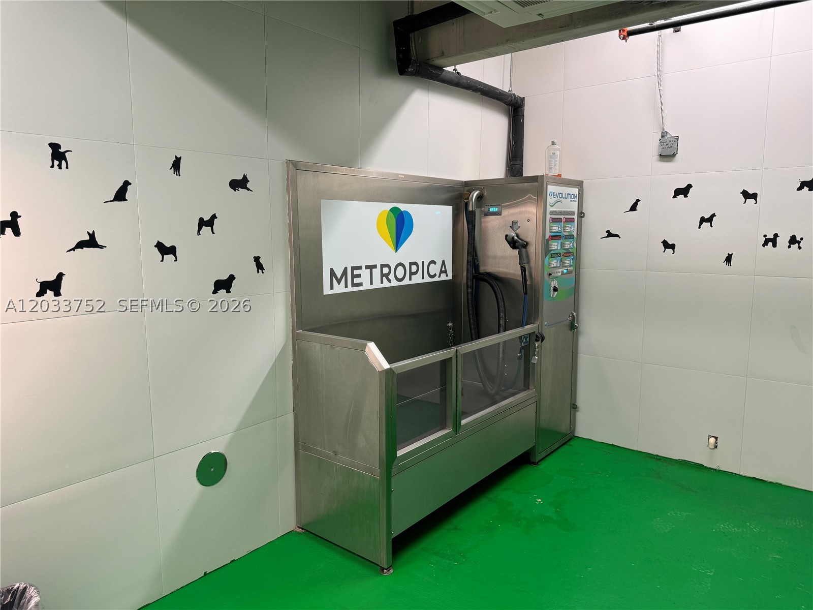 METROPICA NORTH TOWER ONE - Residential Lease