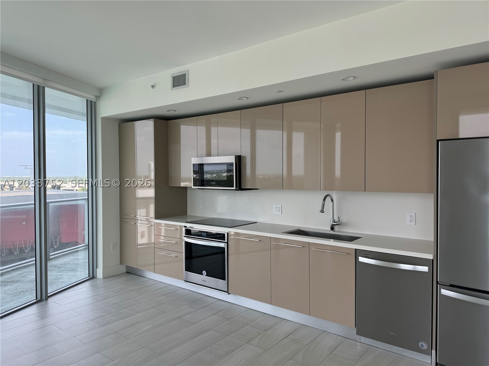 METROPICA NORTH TOWER ONE - Residential Lease