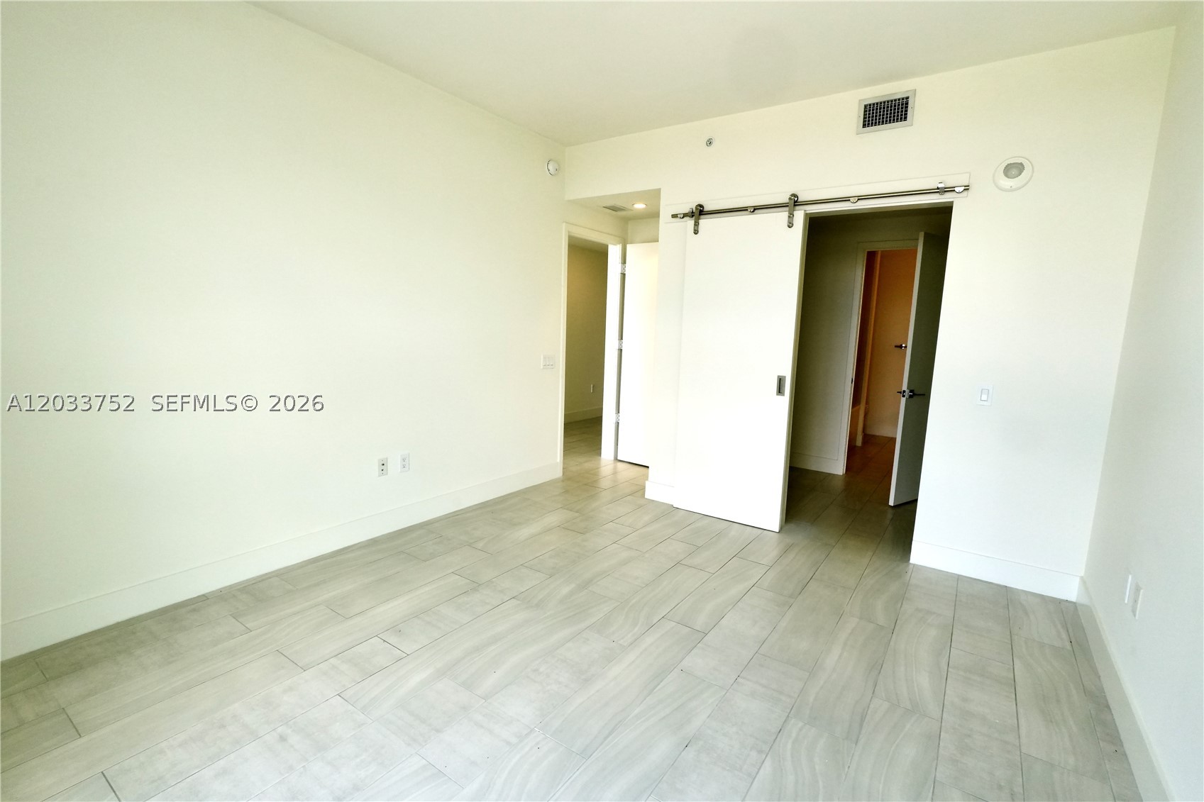 METROPICA NORTH TOWER ONE - Residential Lease