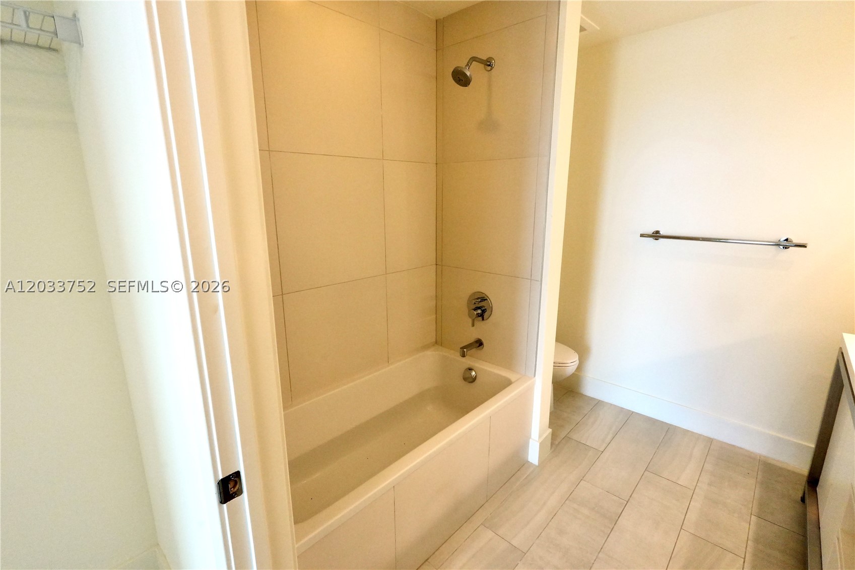 METROPICA NORTH TOWER ONE - Residential Lease