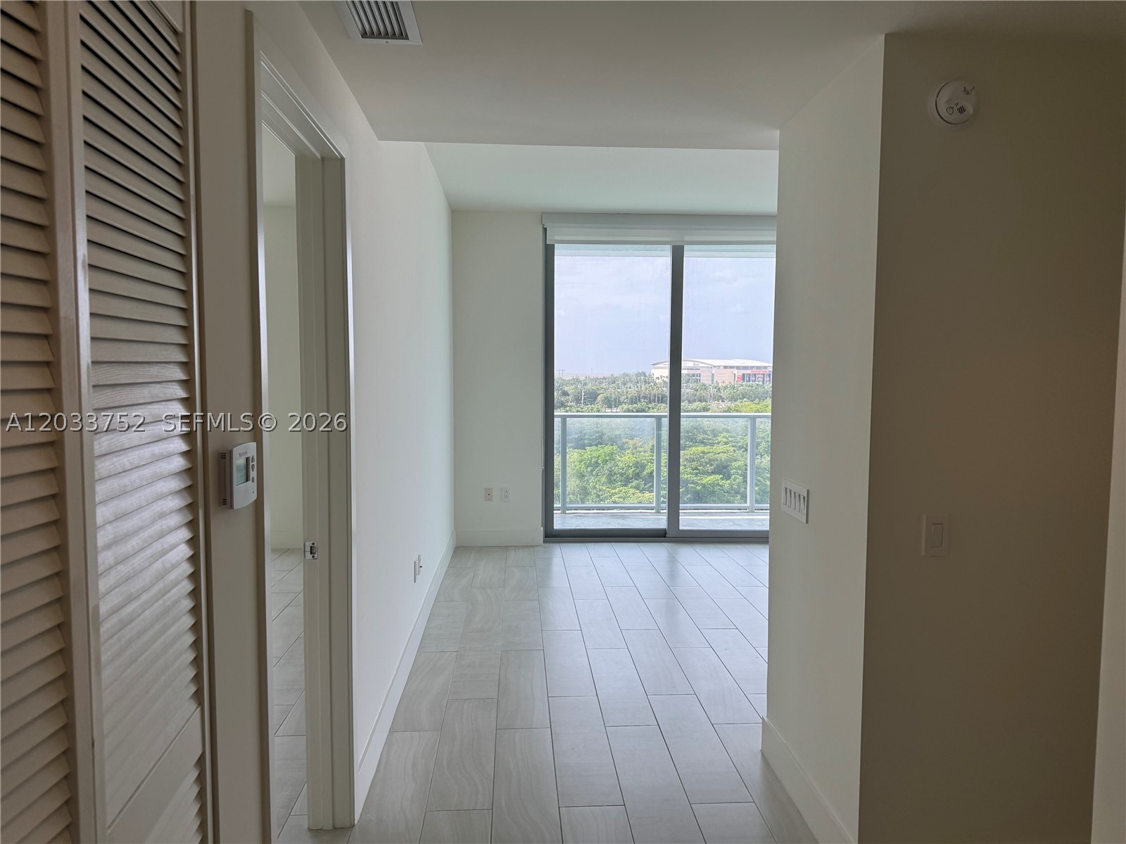 METROPICA NORTH TOWER ONE - Residential Lease