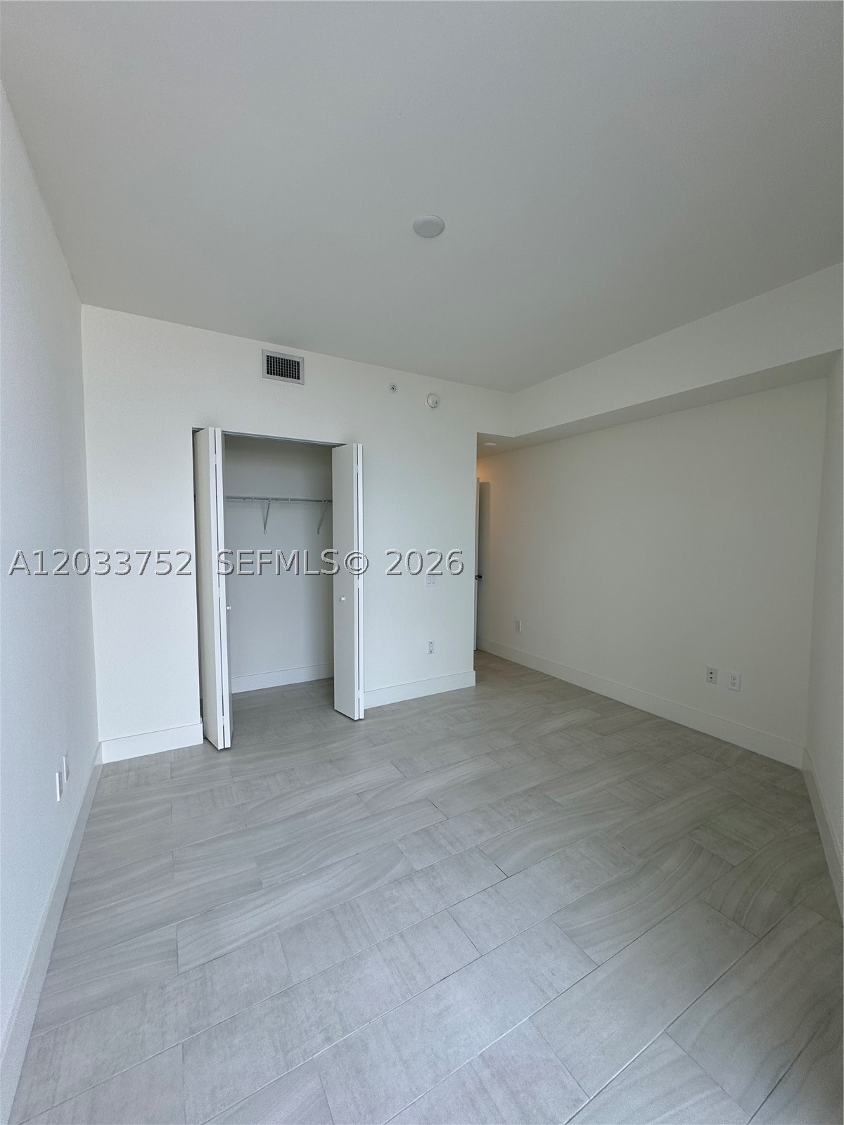 METROPICA NORTH TOWER ONE - Residential Lease
