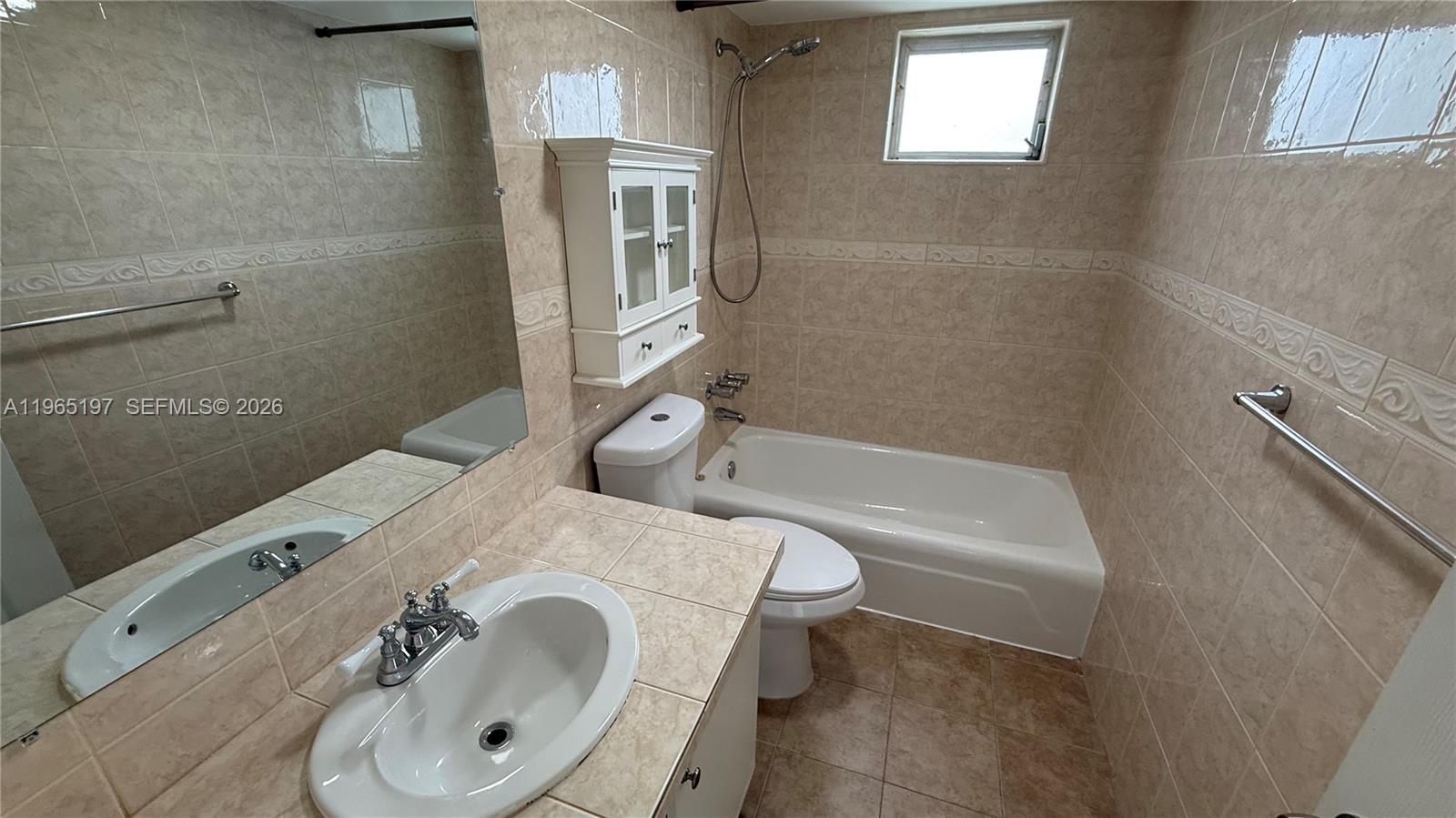 EDEN ISLES CONDO PART 3 - Residential