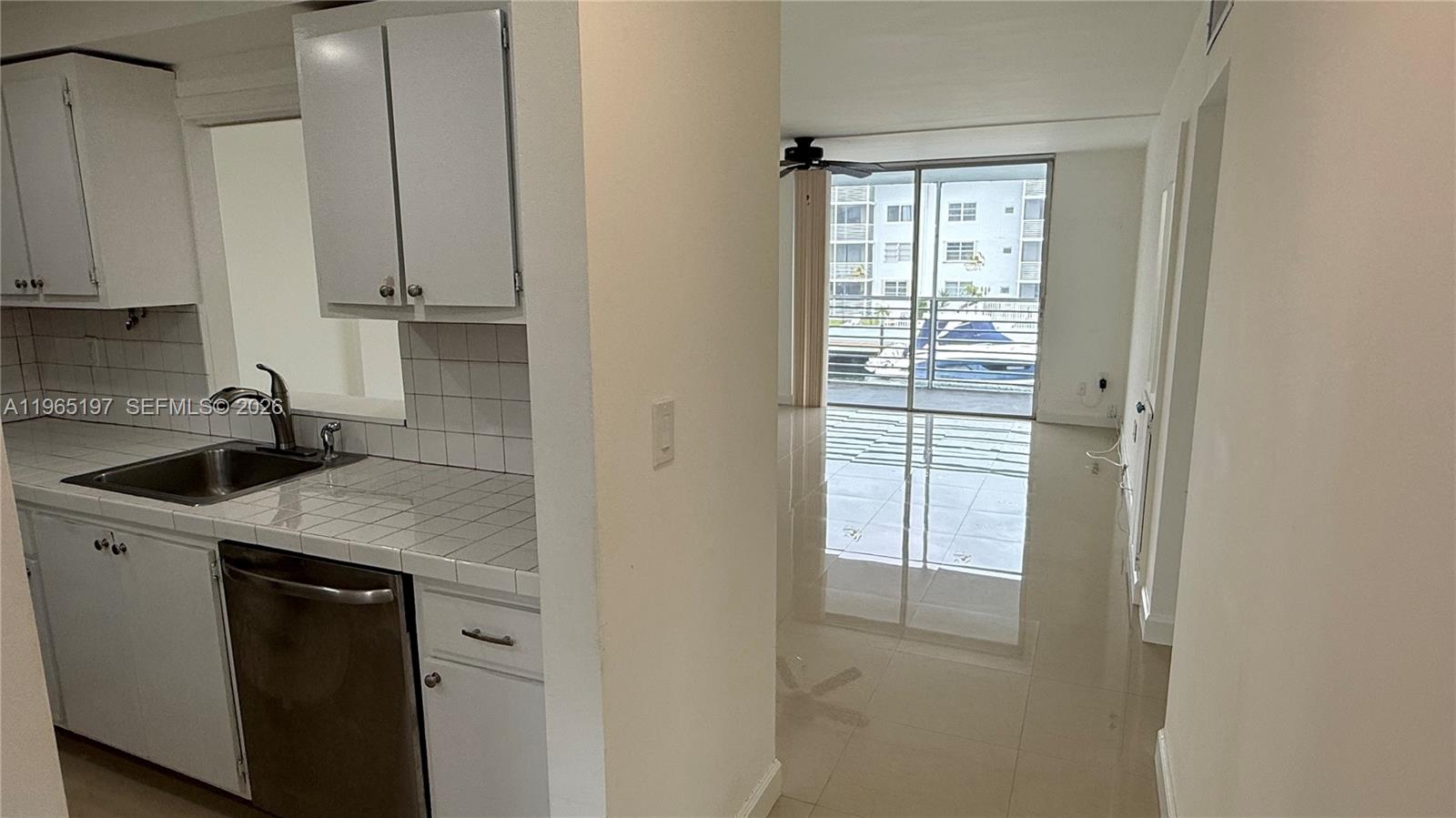 EDEN ISLES CONDO PART 3 - Residential