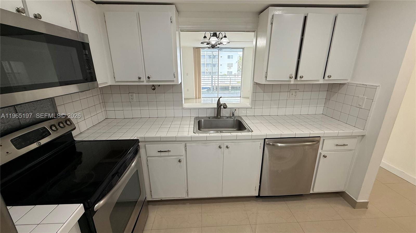 EDEN ISLES CONDO PART 3 - Residential