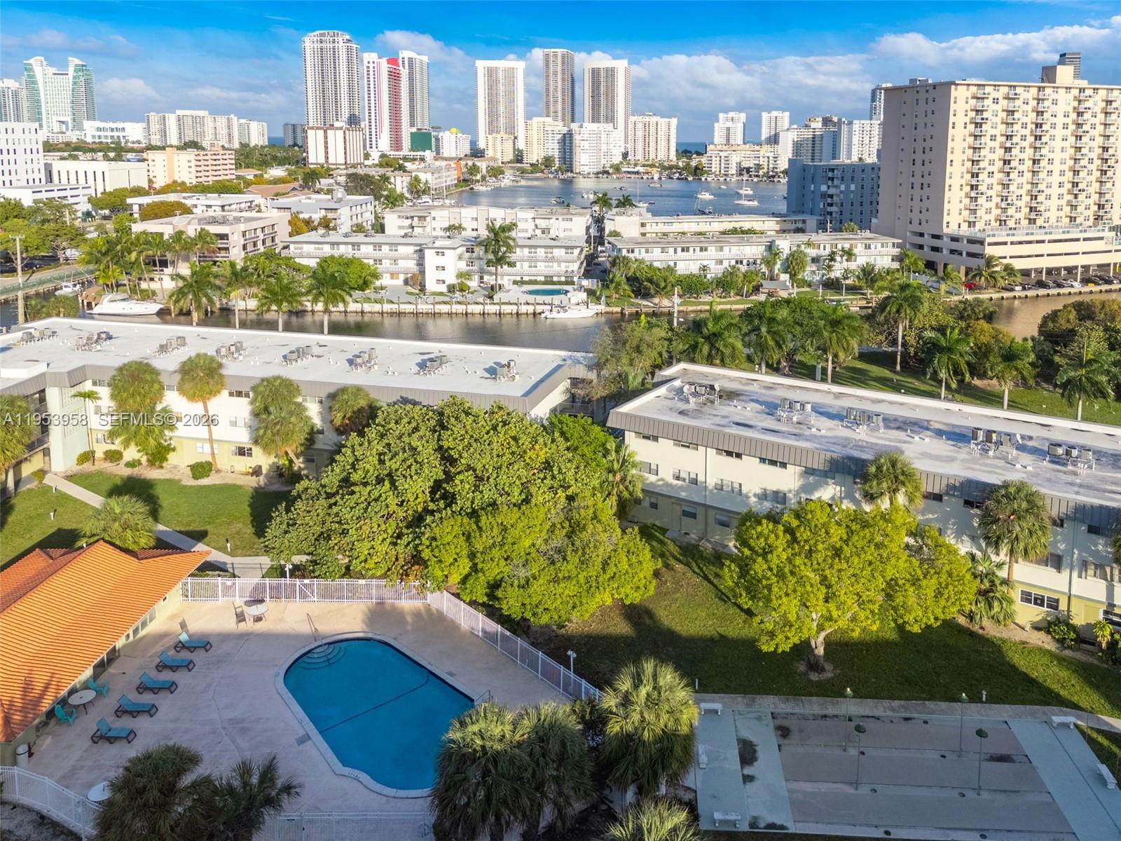 PARADISE BY THE SEA CONDO - Residential Lease