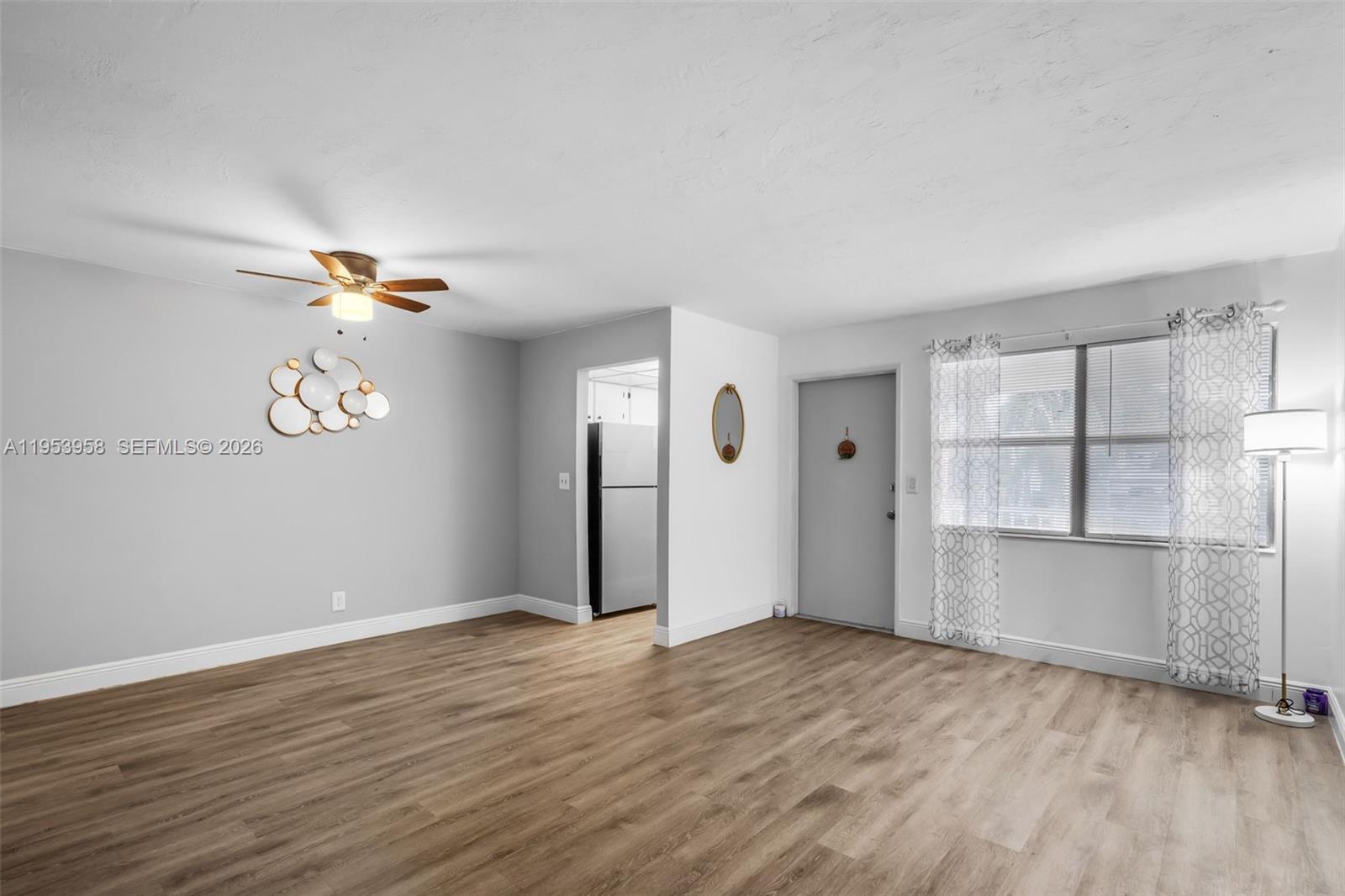 PARADISE BY THE SEA CONDO - Residential Lease