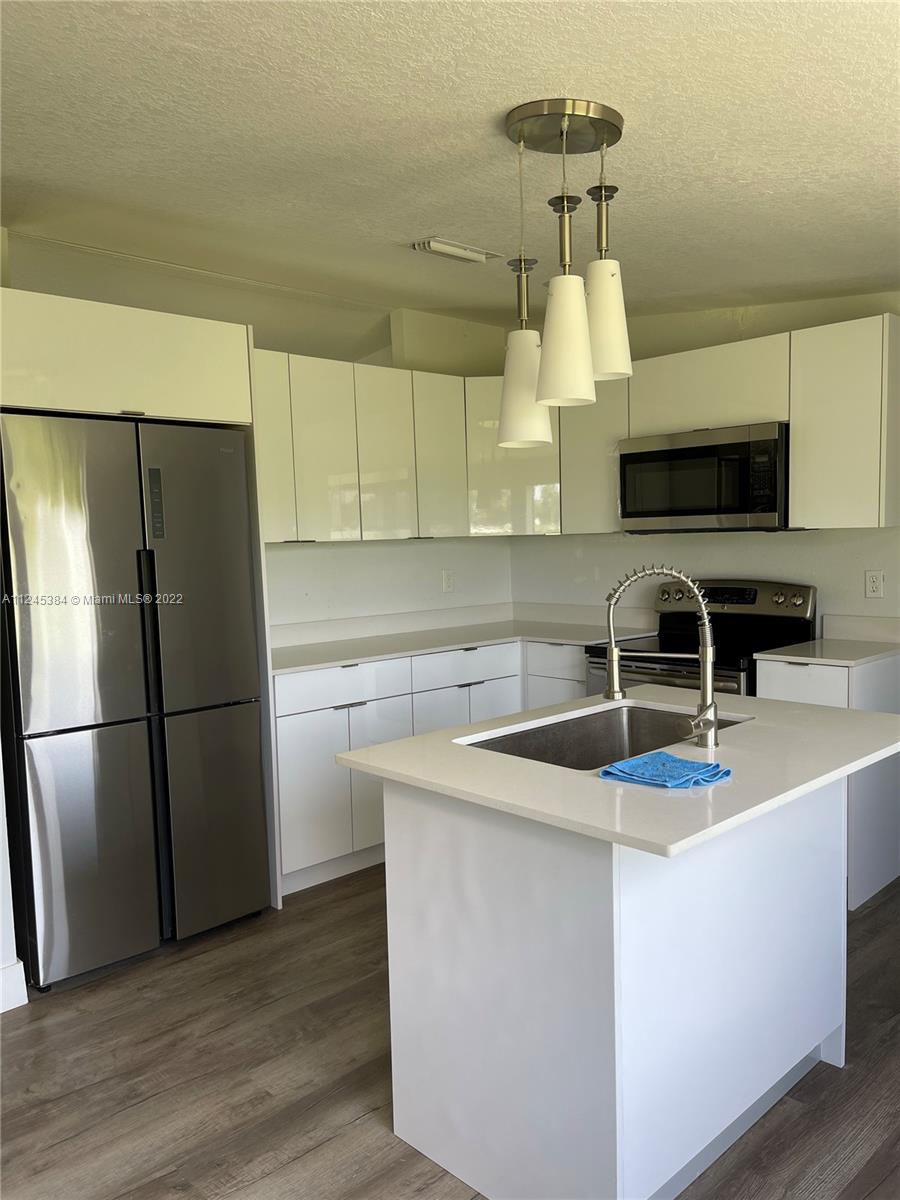 FT DENAUD ACRES S/D BLK A - Residential