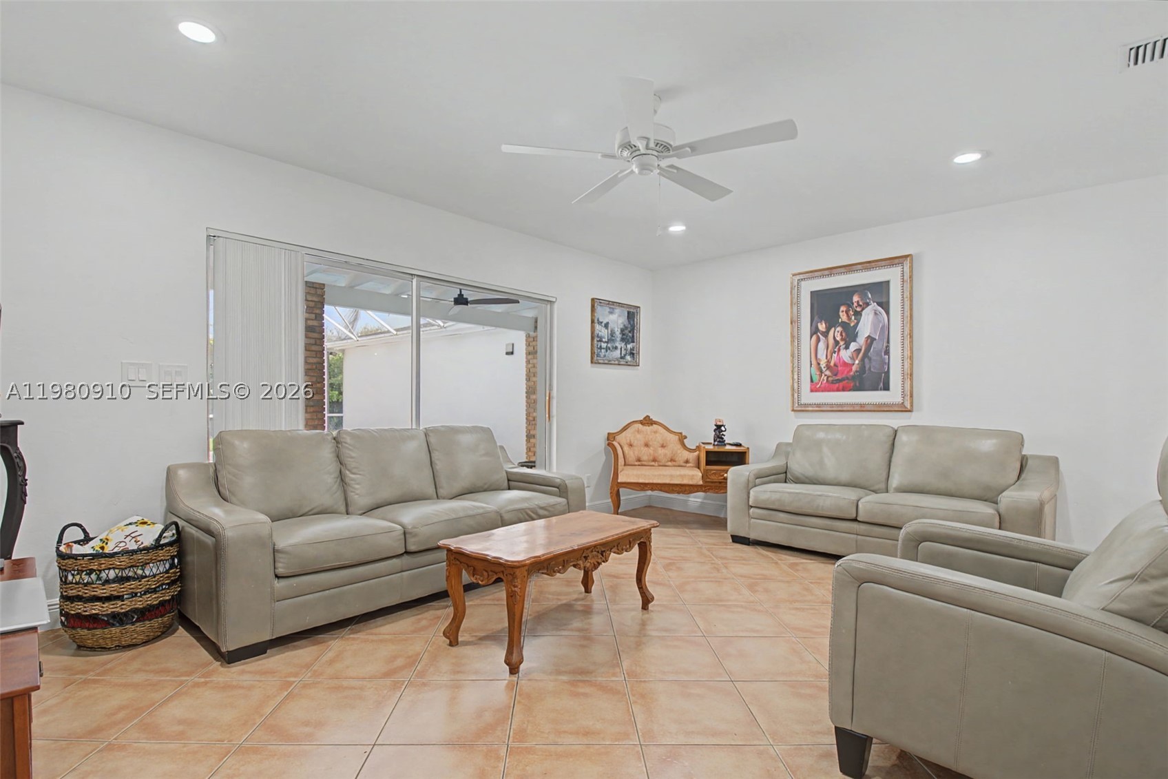 MANGOWOOD PARK - Residential