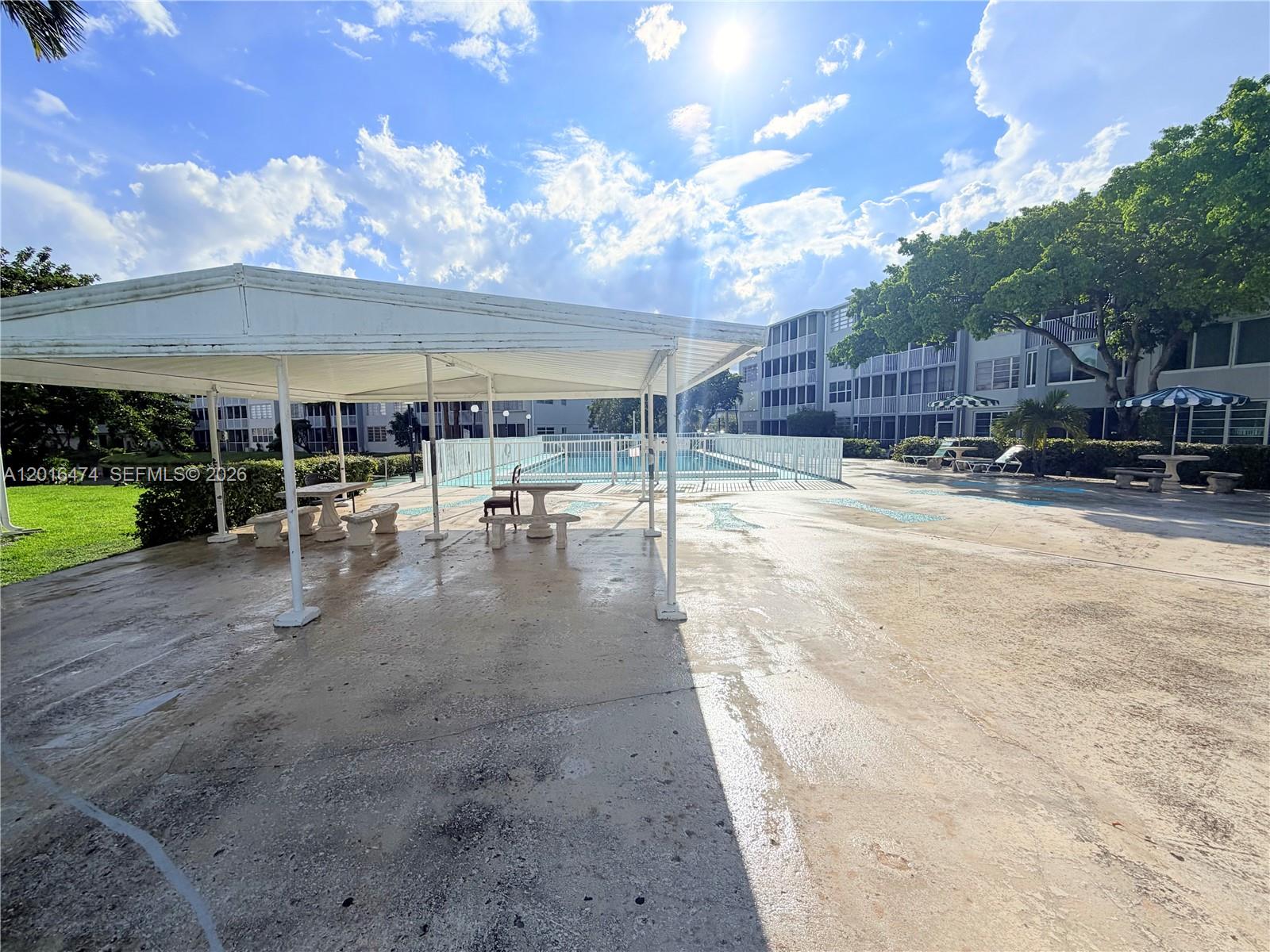 JADE WINDS GROUP ALLAMAND - Residential