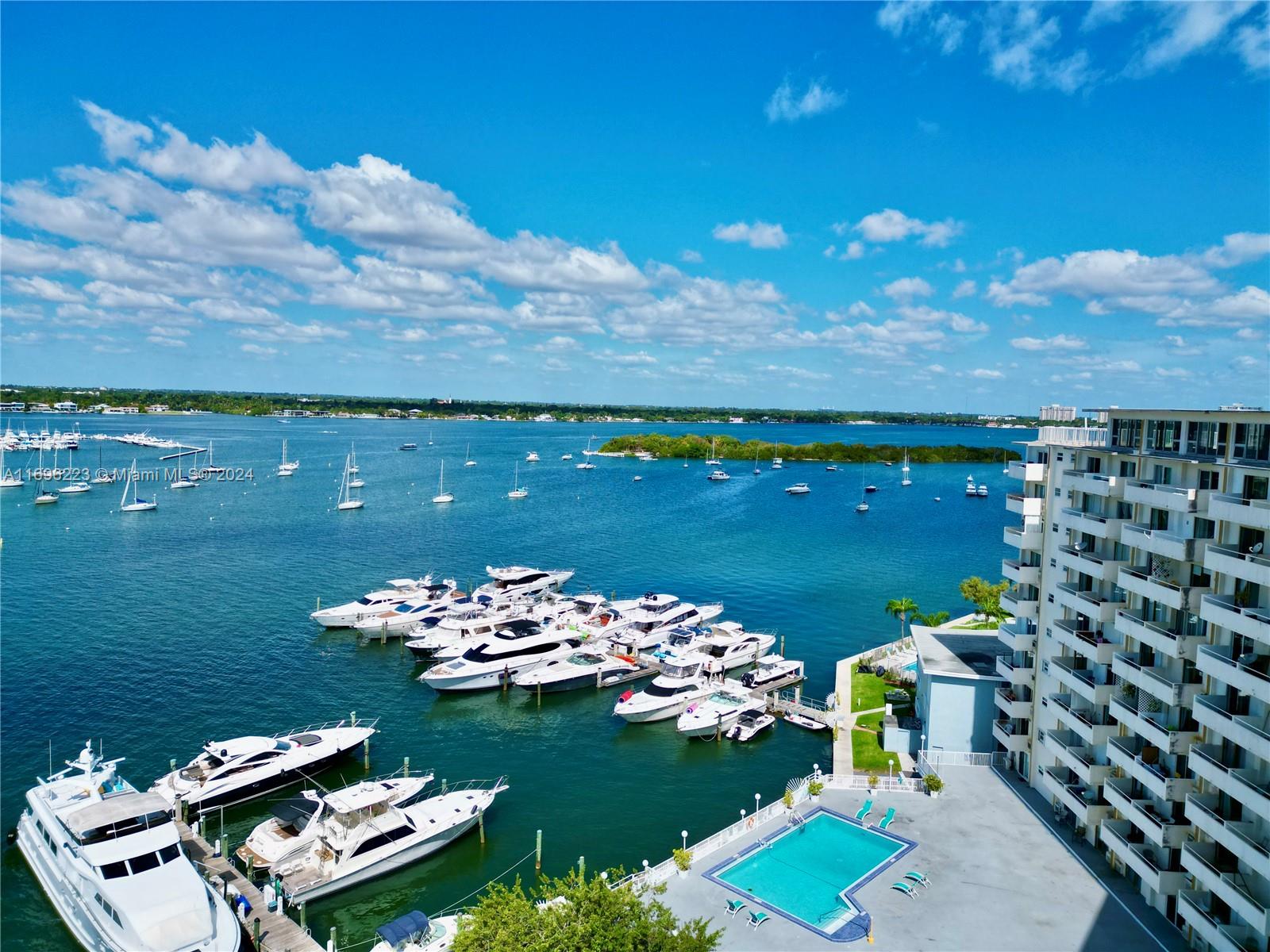 BAYSHORE YACHT & TENNIS C - Residential Lease