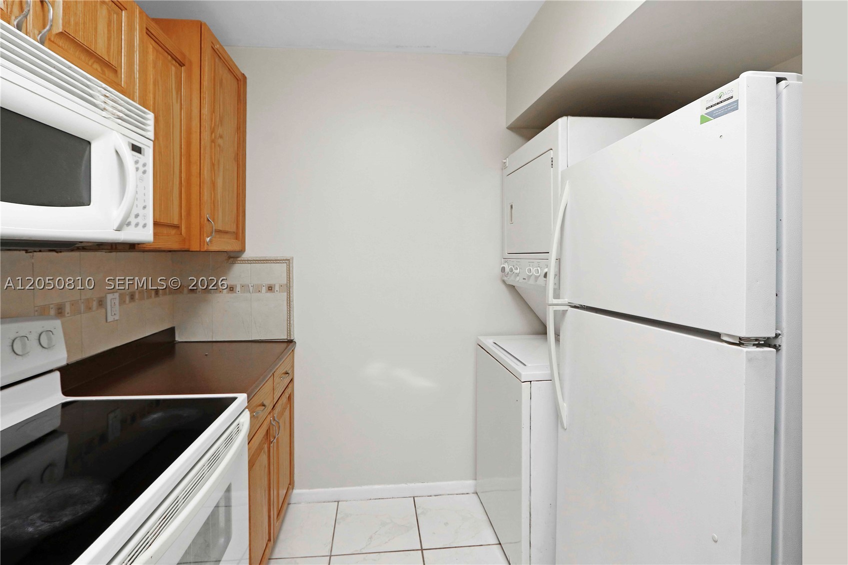 LAGO GRANDE TWO CONDO - Residential Lease