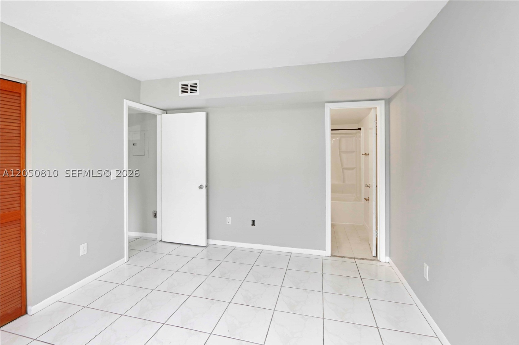 LAGO GRANDE TWO CONDO - Residential Lease