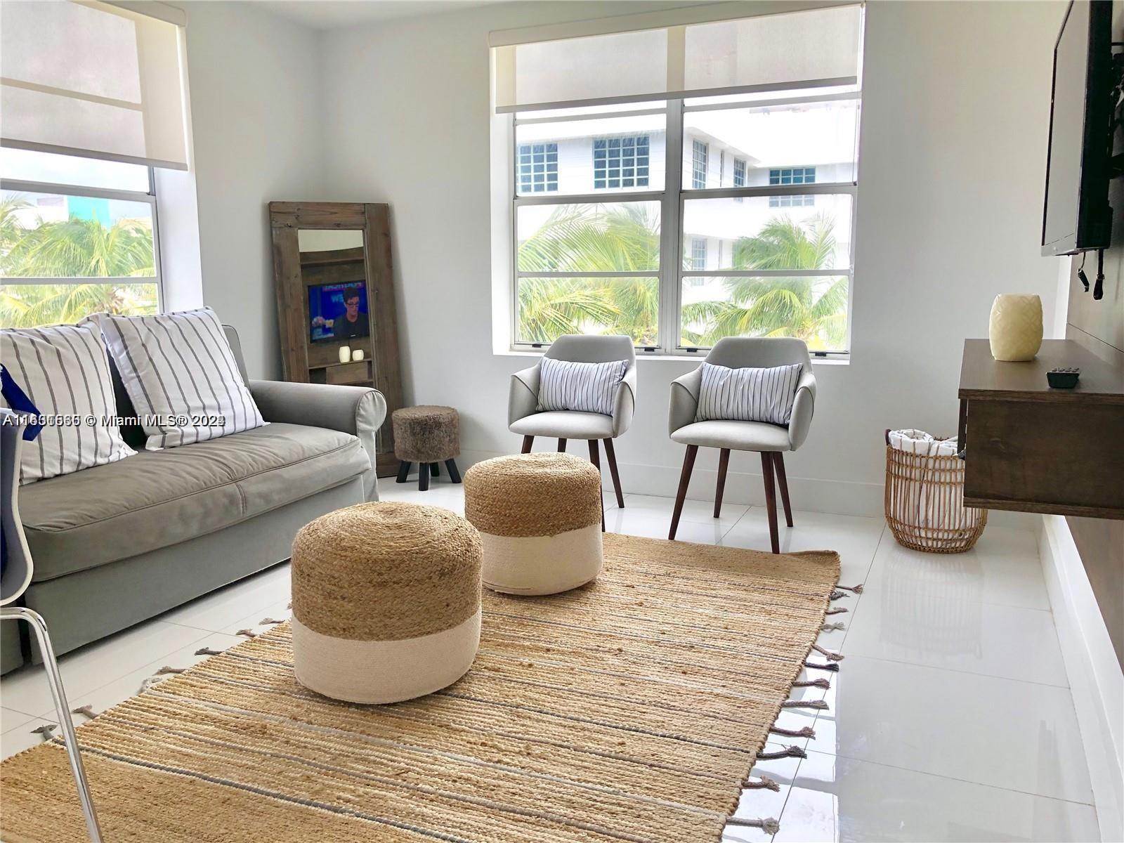 THE DRAKE CONDO - Residential Lease