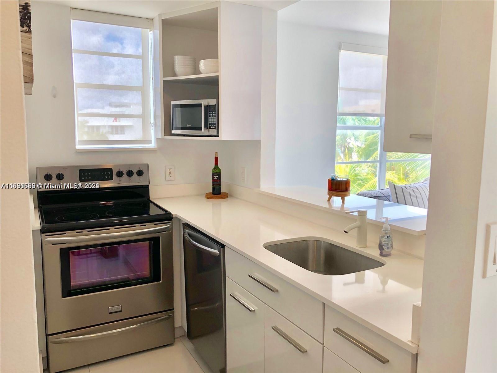 THE DRAKE CONDO - Residential Lease
