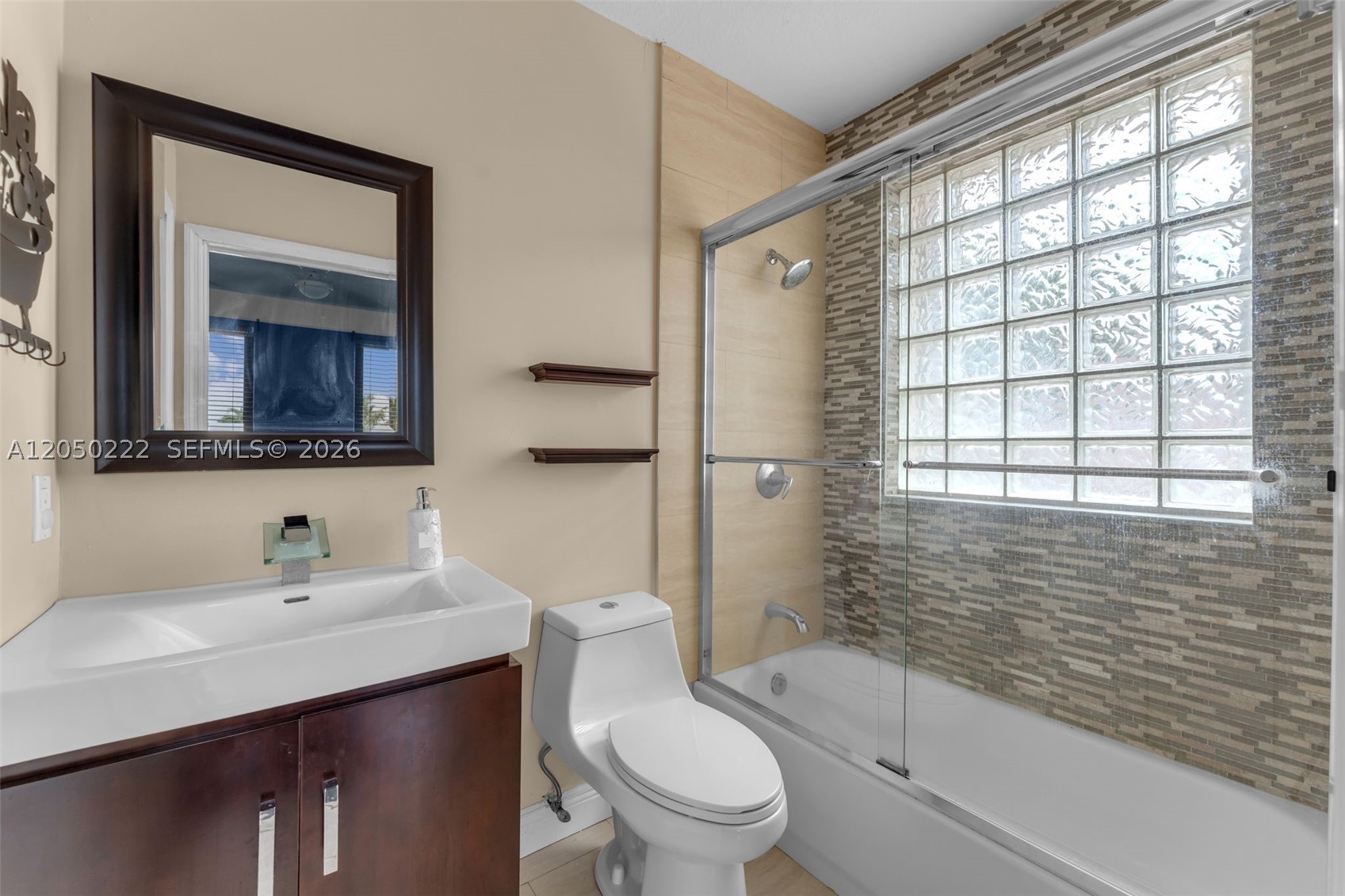PONCE ESTATES SEC 1 - Residential
