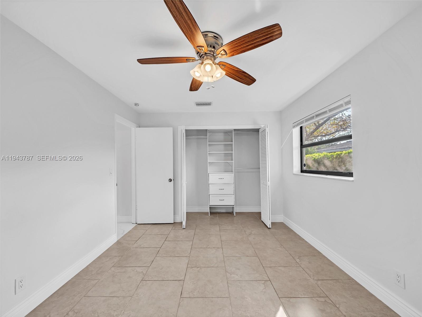DEER RUN SPRINGS - Residential