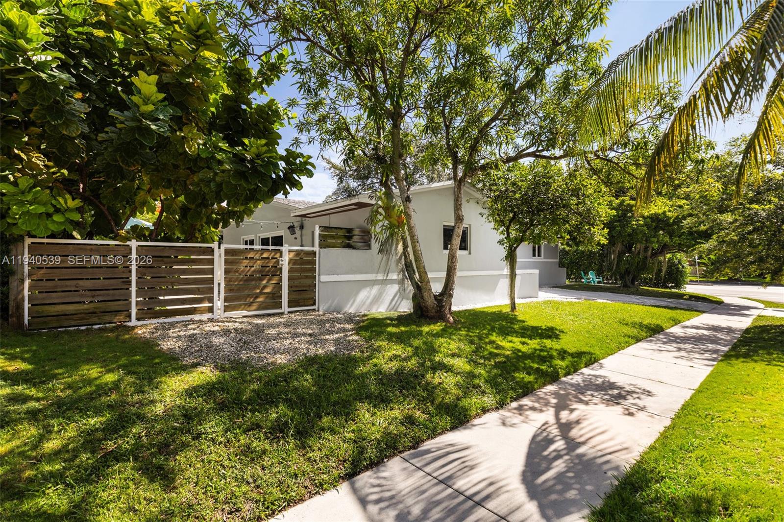 SILVER BLUFF ESTS-SEC A - Residential