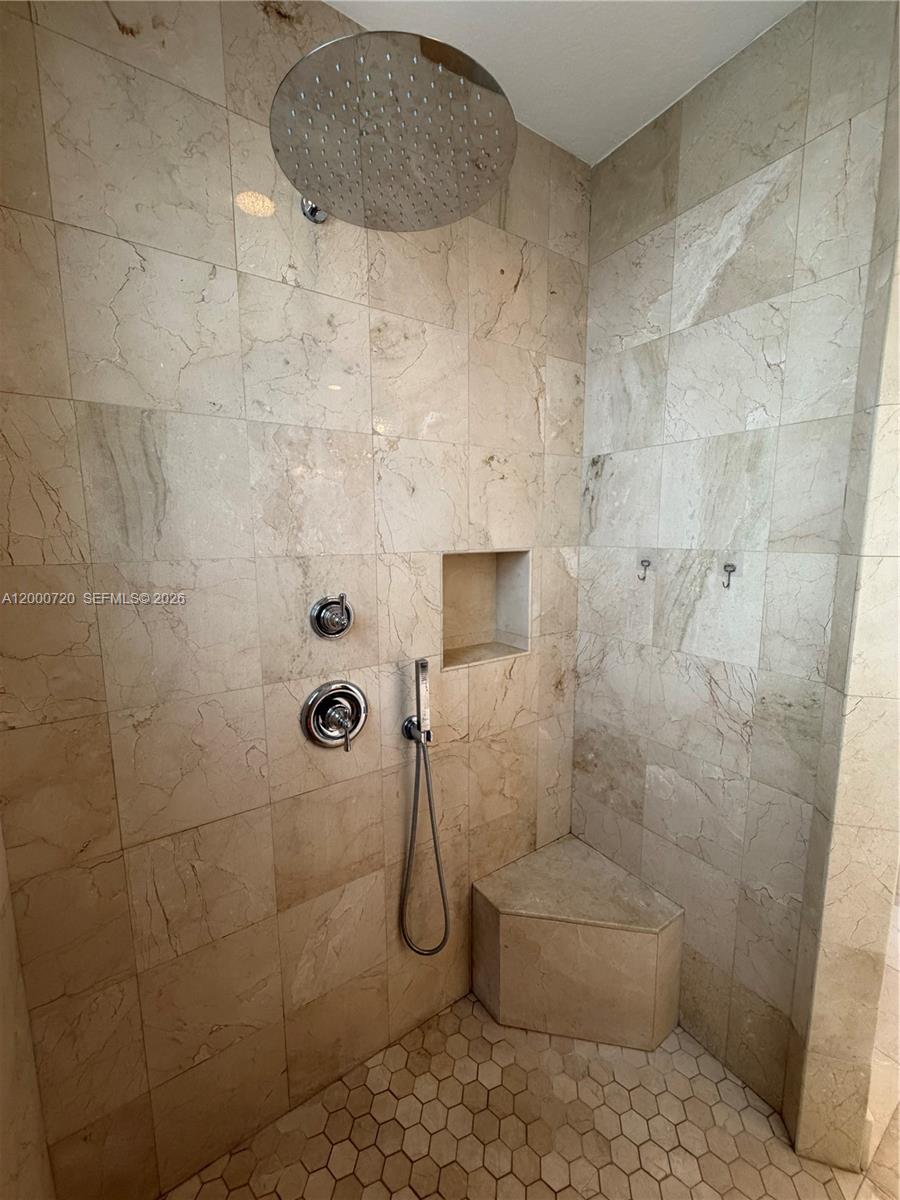 198 TERRACE PLAT - Residential