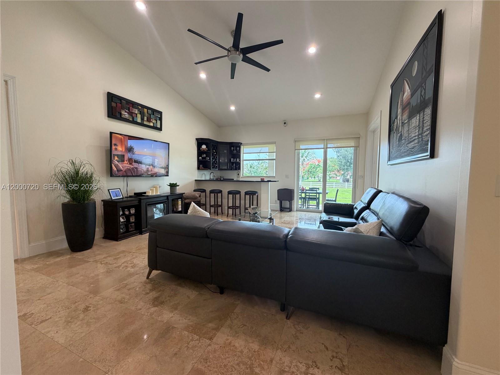 198 TERRACE PLAT - Residential