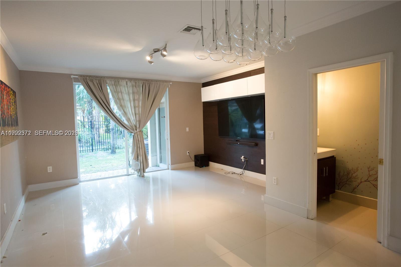 TUSCANY NO 6 CONDO - Residential