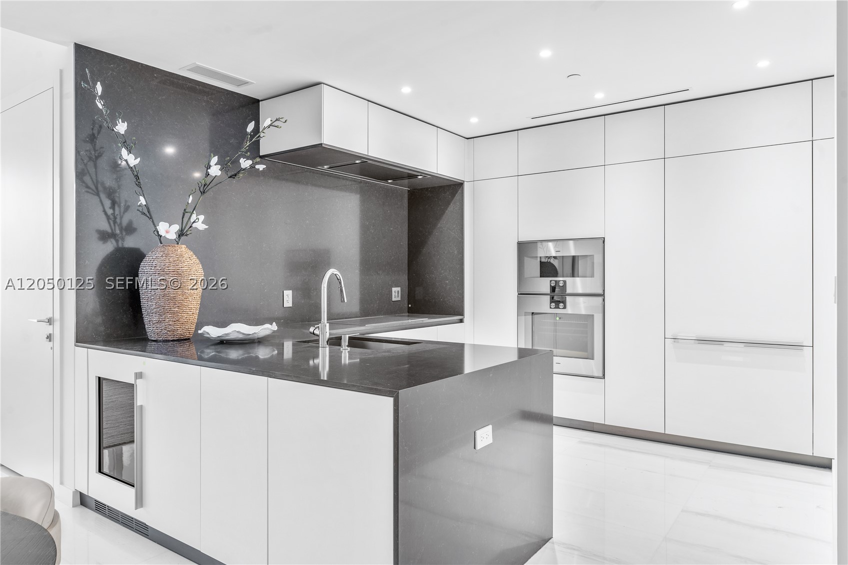 Aston Martin Residences - Residential