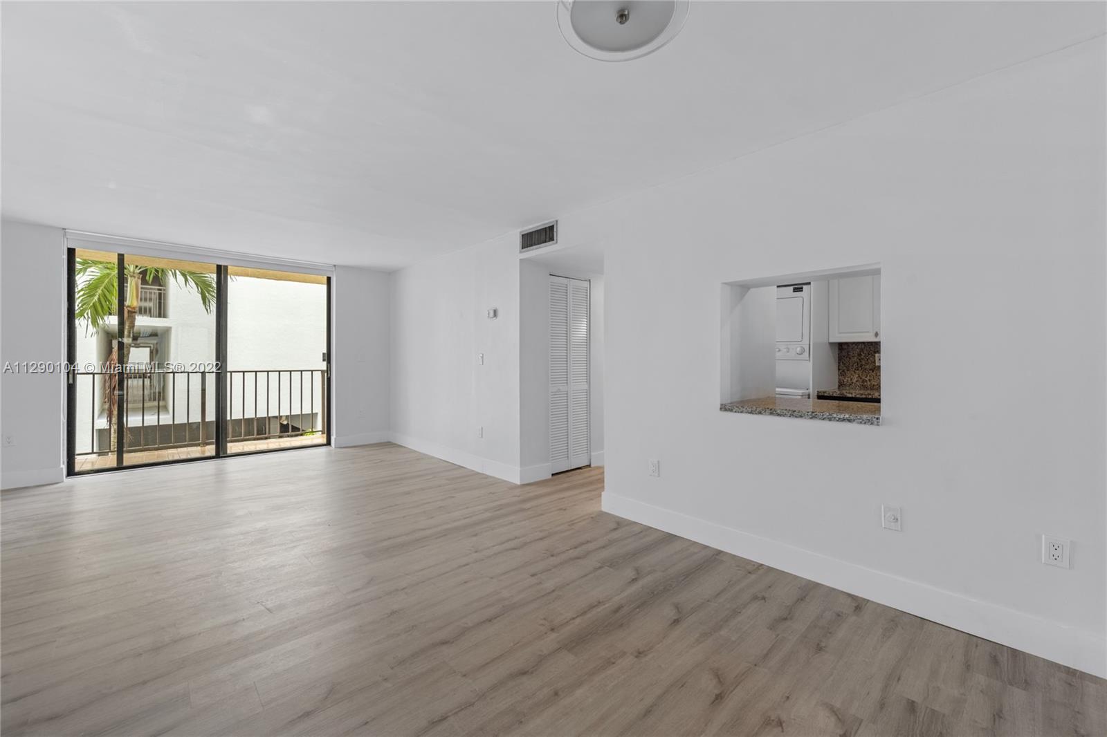 BAYVIEW GARDENS CONDO - Residential Lease