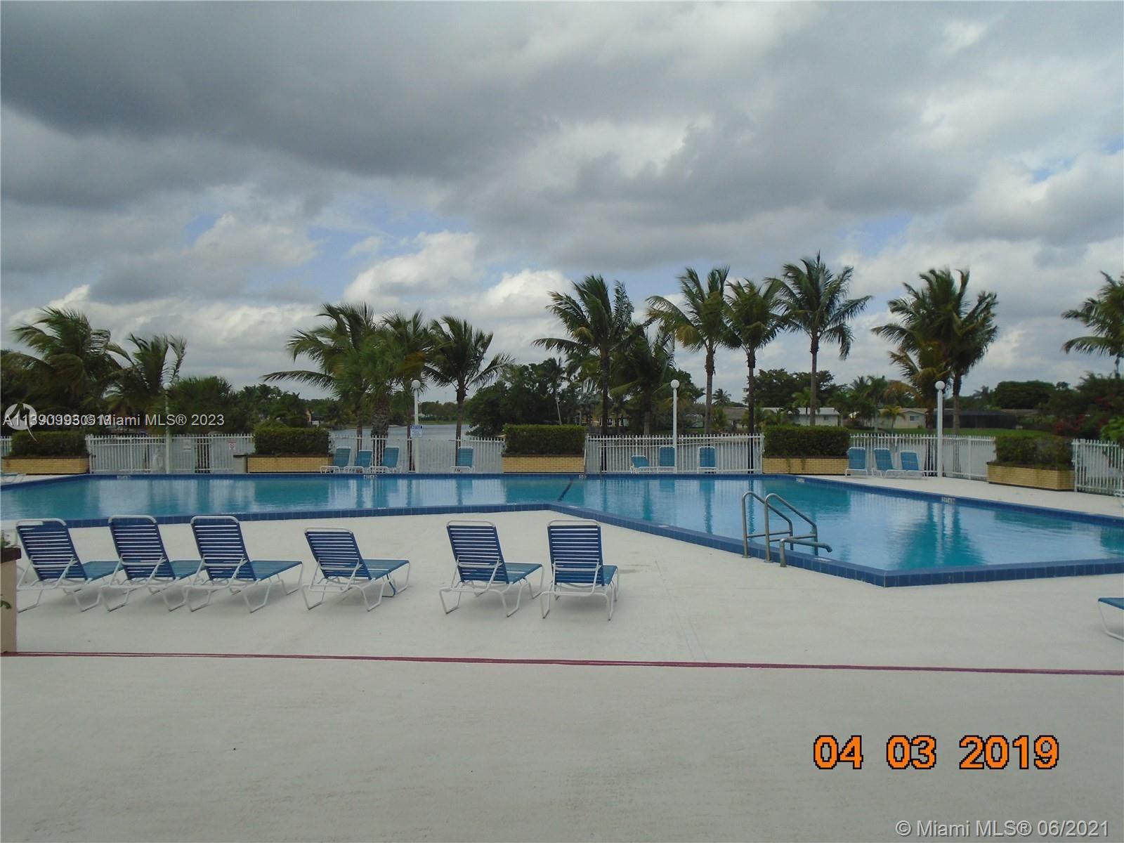 PROMENADE AT KENDALE LAKE - Residential Lease