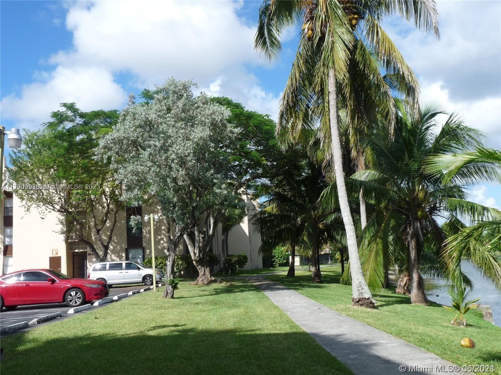 PROMENADE AT KENDALE LAKE - Residential Lease