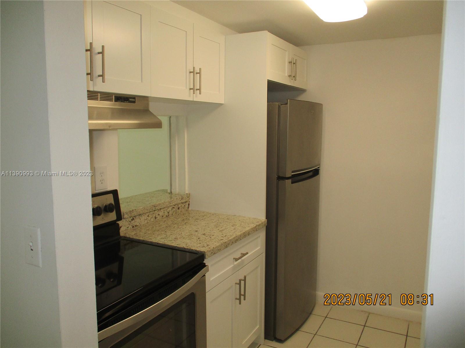 PROMENADE AT KENDALE LAKE - Residential Lease
