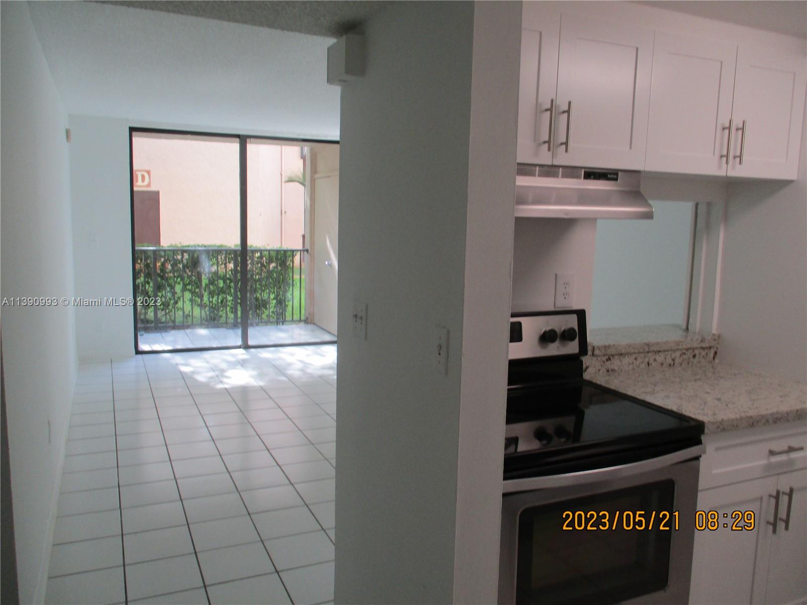 PROMENADE AT KENDALE LAKE - Residential Lease