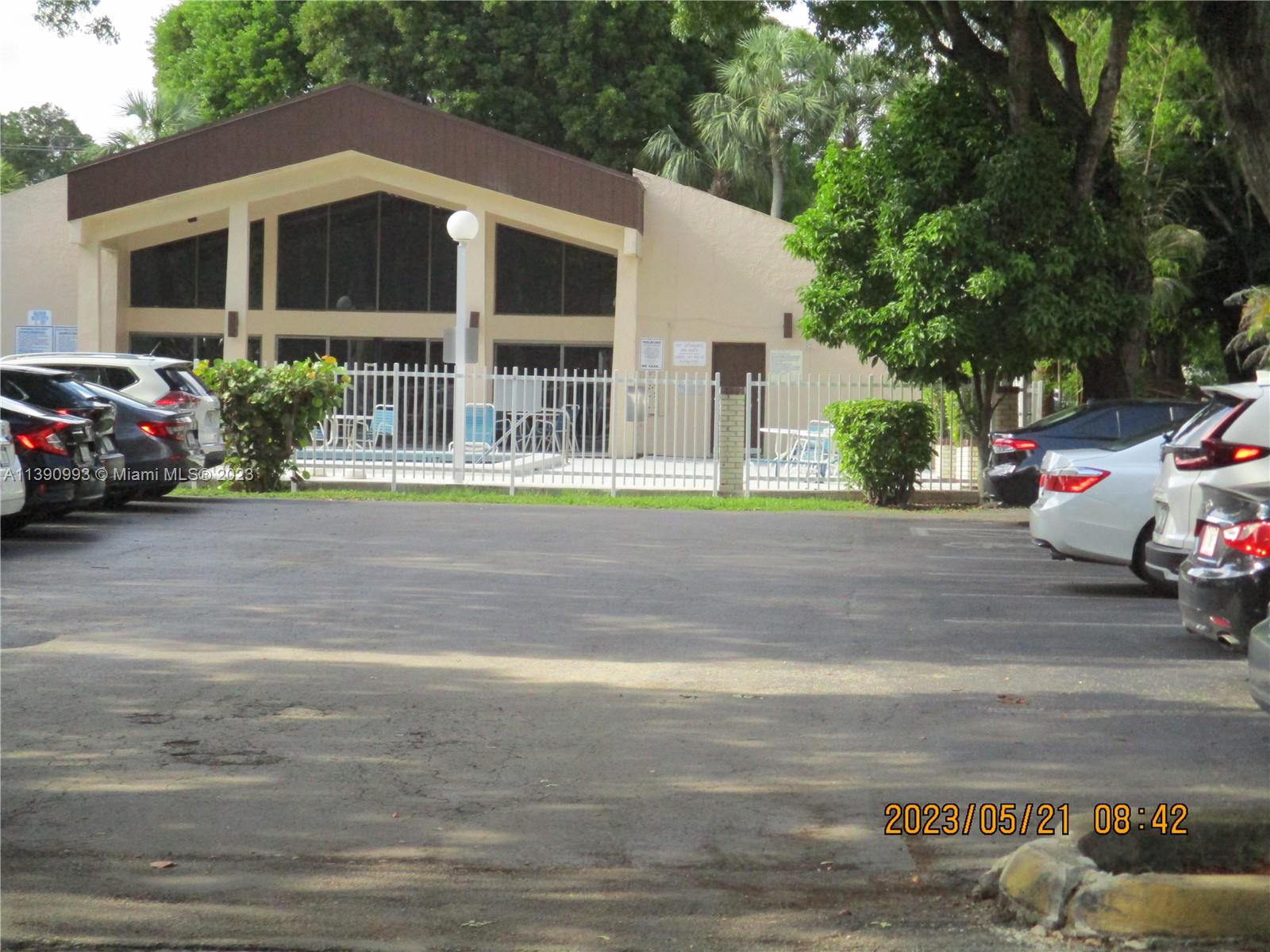 PROMENADE AT KENDALE LAKE - Residential Lease
