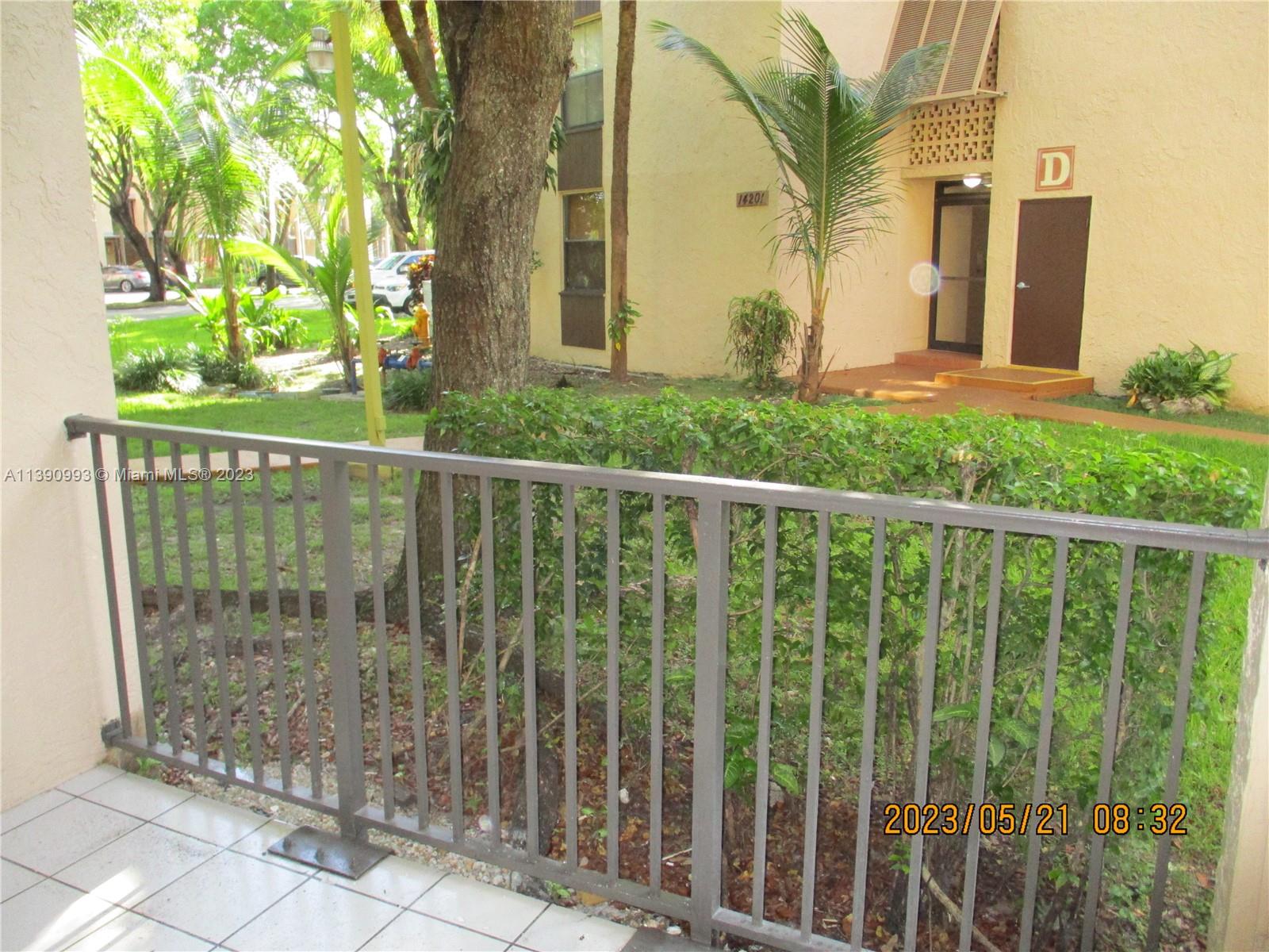 PROMENADE AT KENDALE LAKE - Residential Lease