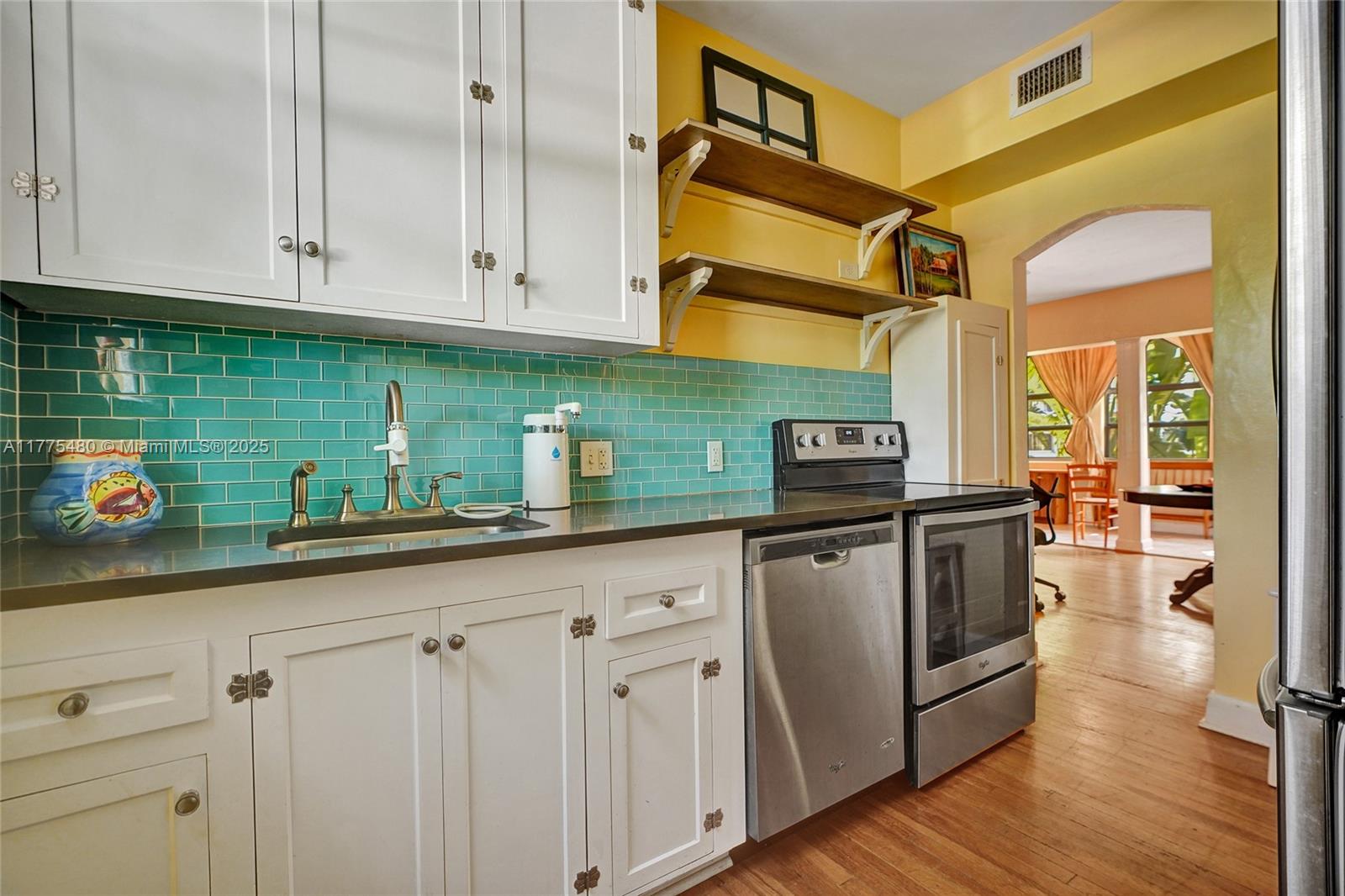 GRAND CONCOURSE CONDO - Residential