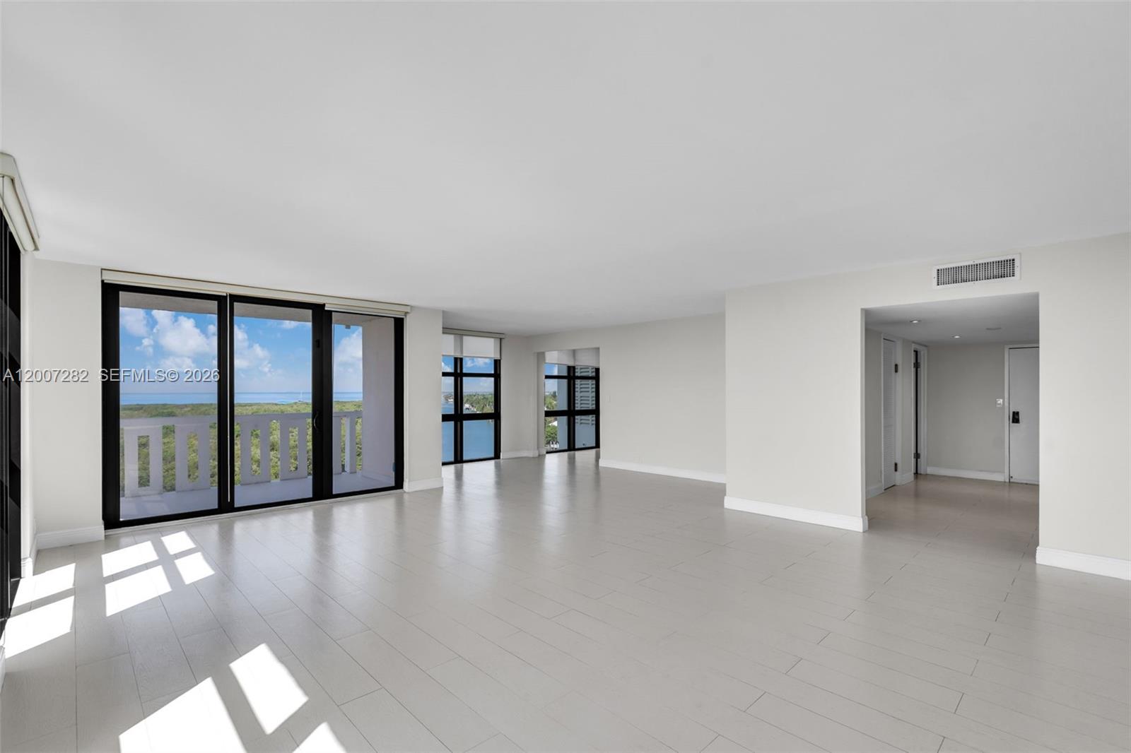 TOWERS OF KEY BISCAYNE CO - Residential
