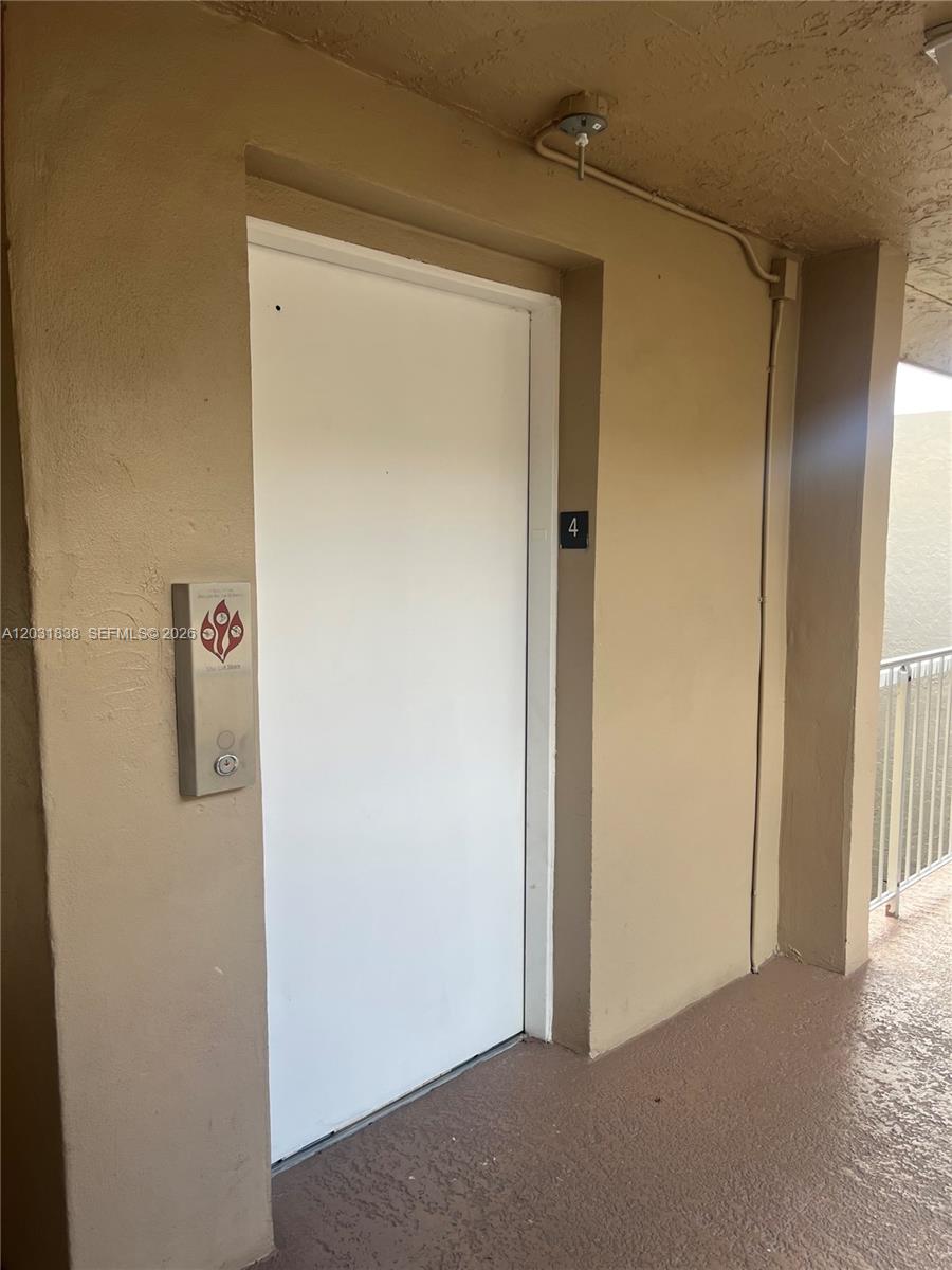 TANGERINE CONDOMINIUM TWO - Residential Lease