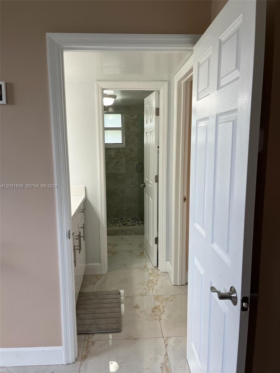 TANGERINE CONDOMINIUM TWO - Residential Lease