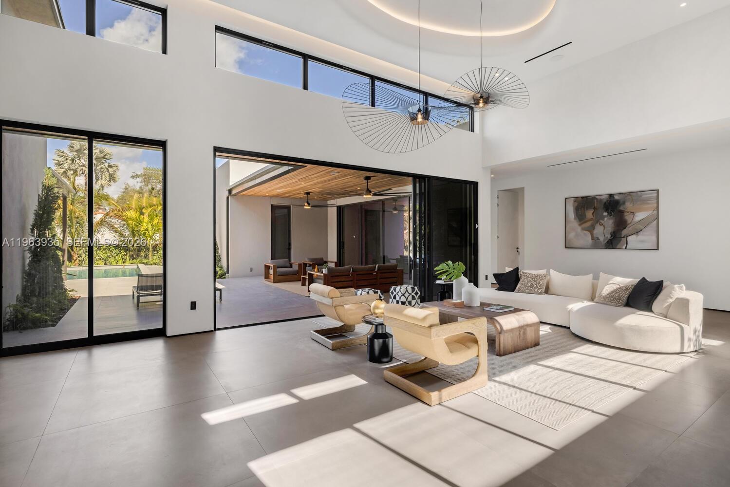 MIAMI SHORES SEC 3 - Residential