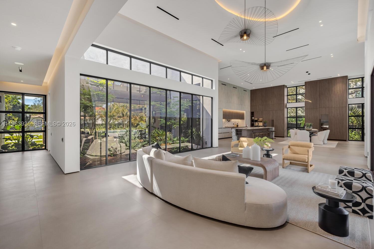 MIAMI SHORES SEC 3 - Residential
